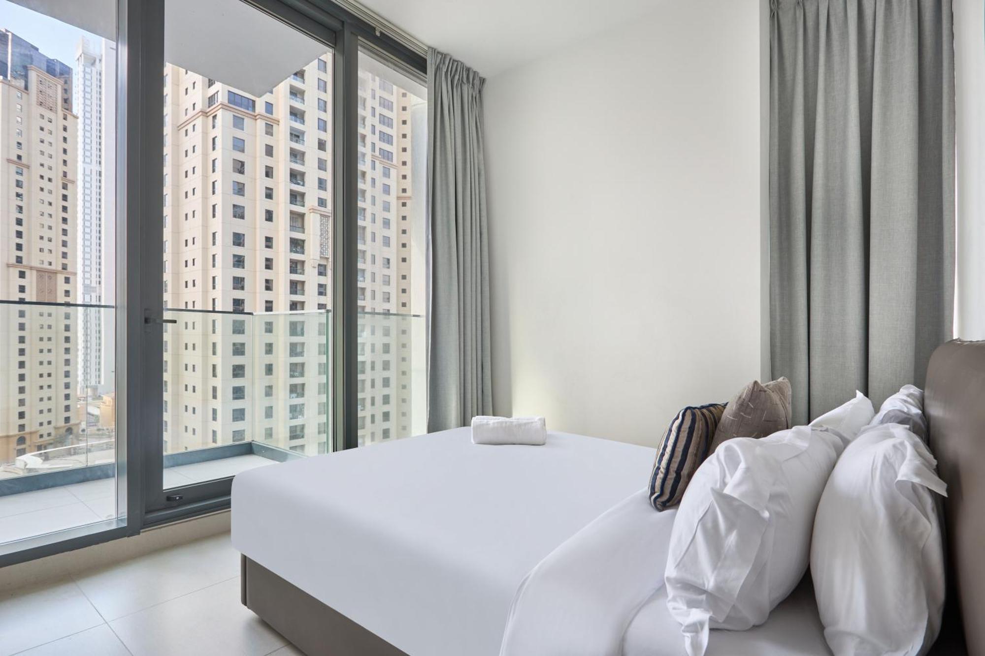 Luxury Living In Marina Liv 2br Appartement