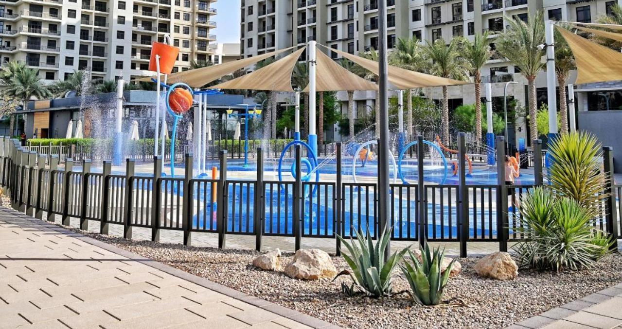 Urbanhomes - Exceptional 2 Bedroom In A Family Friendly Neighborhood