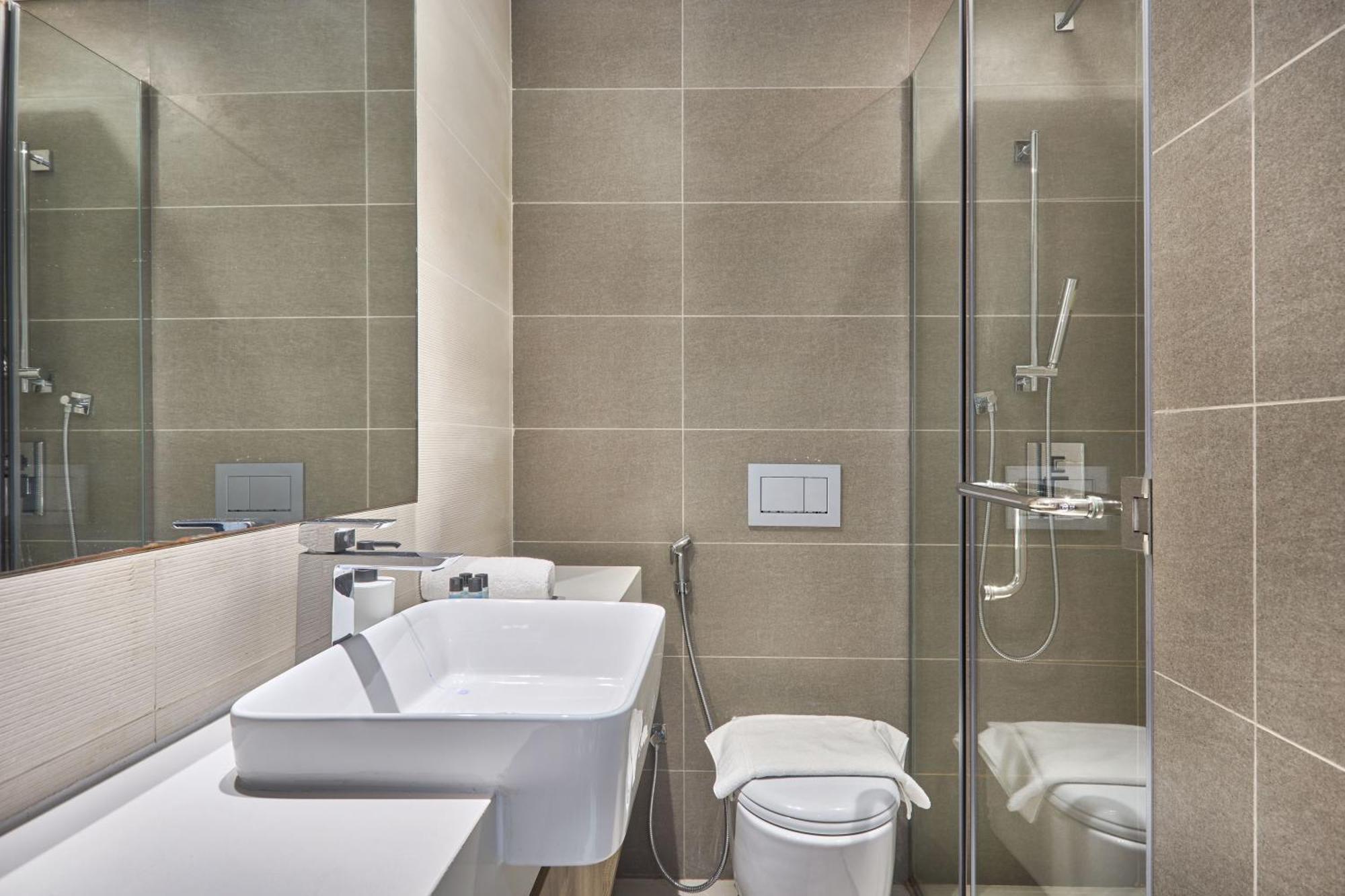 Luxury Living In Marina Liv 2br Appartement