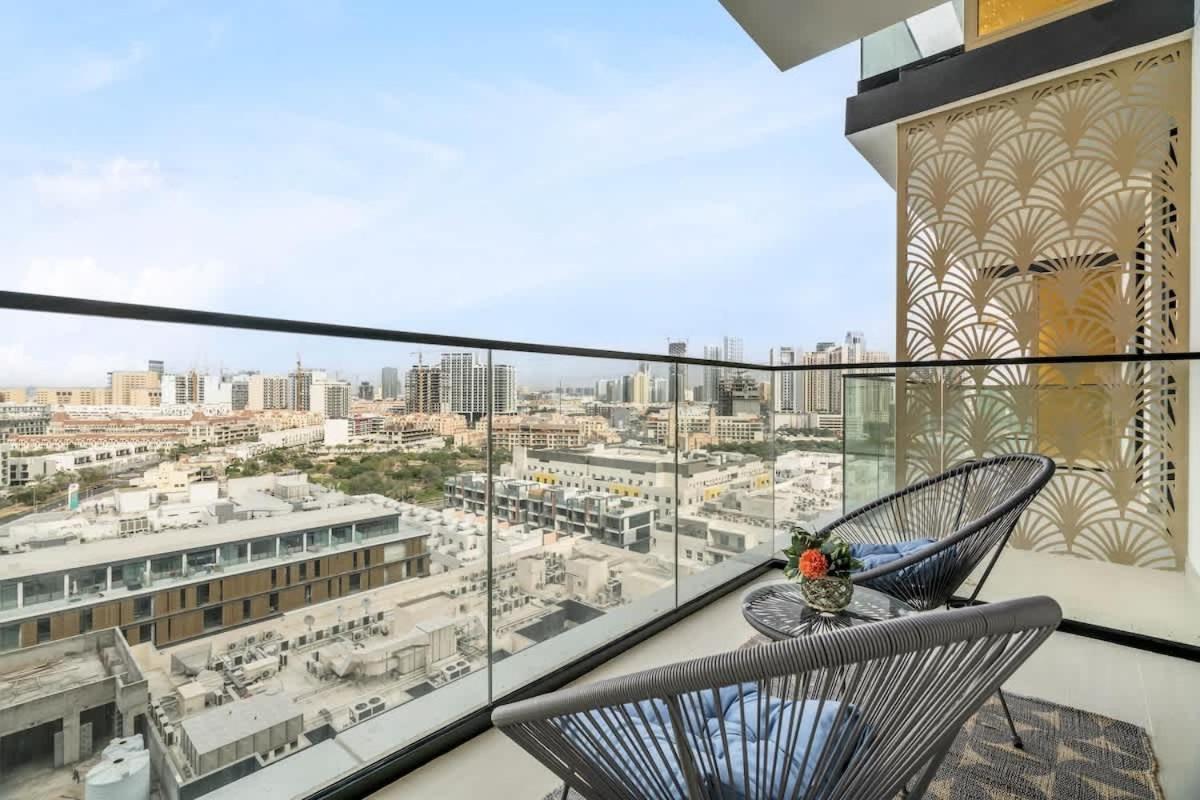 Exceptional 1br Flat Wbalcony Gym & Pool In Jvc Appartement