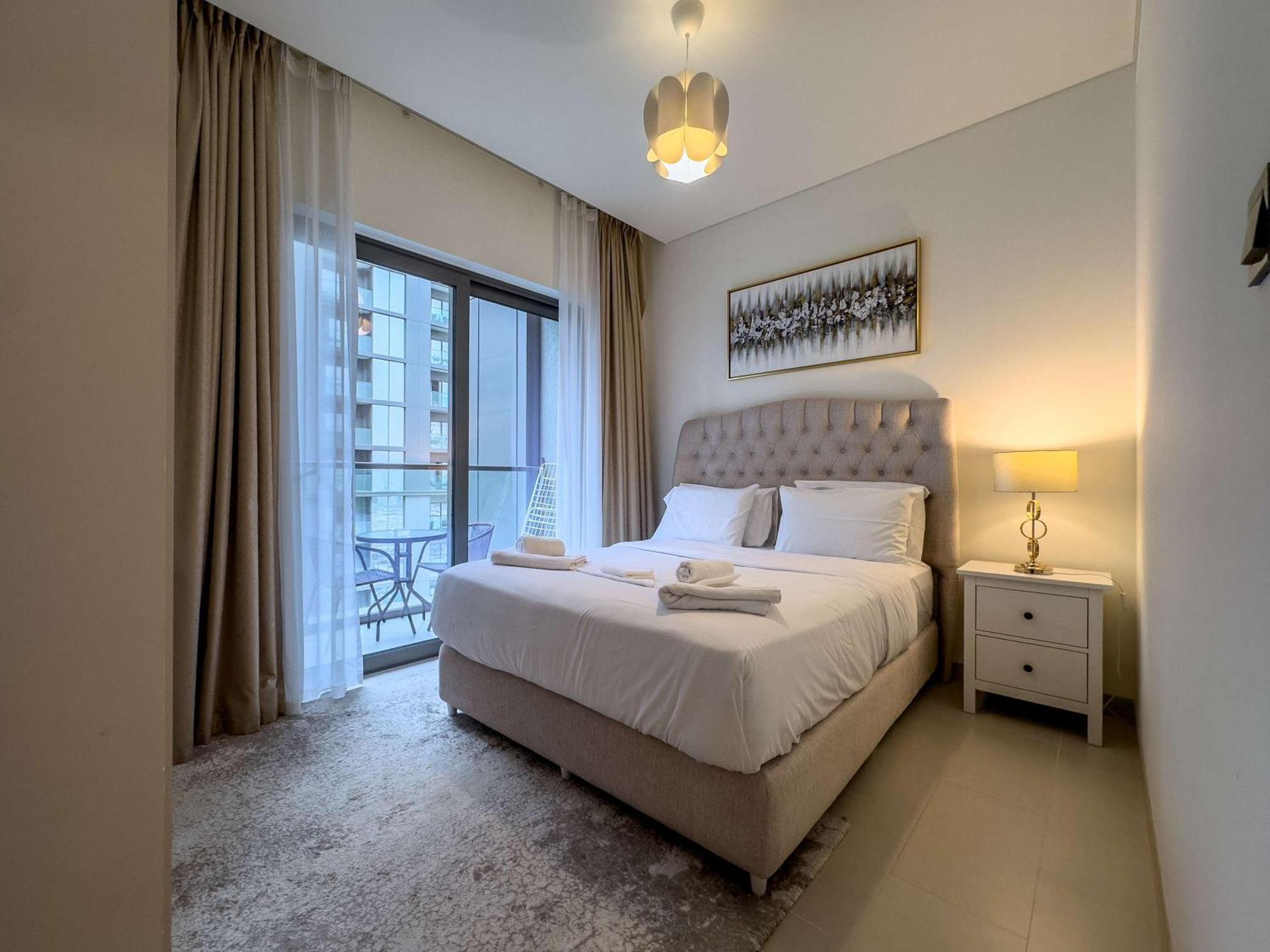Prime Location - Modern 1br Design - High Floor Appartement