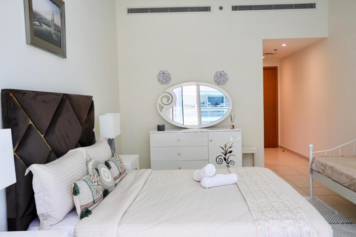 Lejlighed Nivis Find-affordable & Spacious 1 Bhk- 10 Mins To Mall