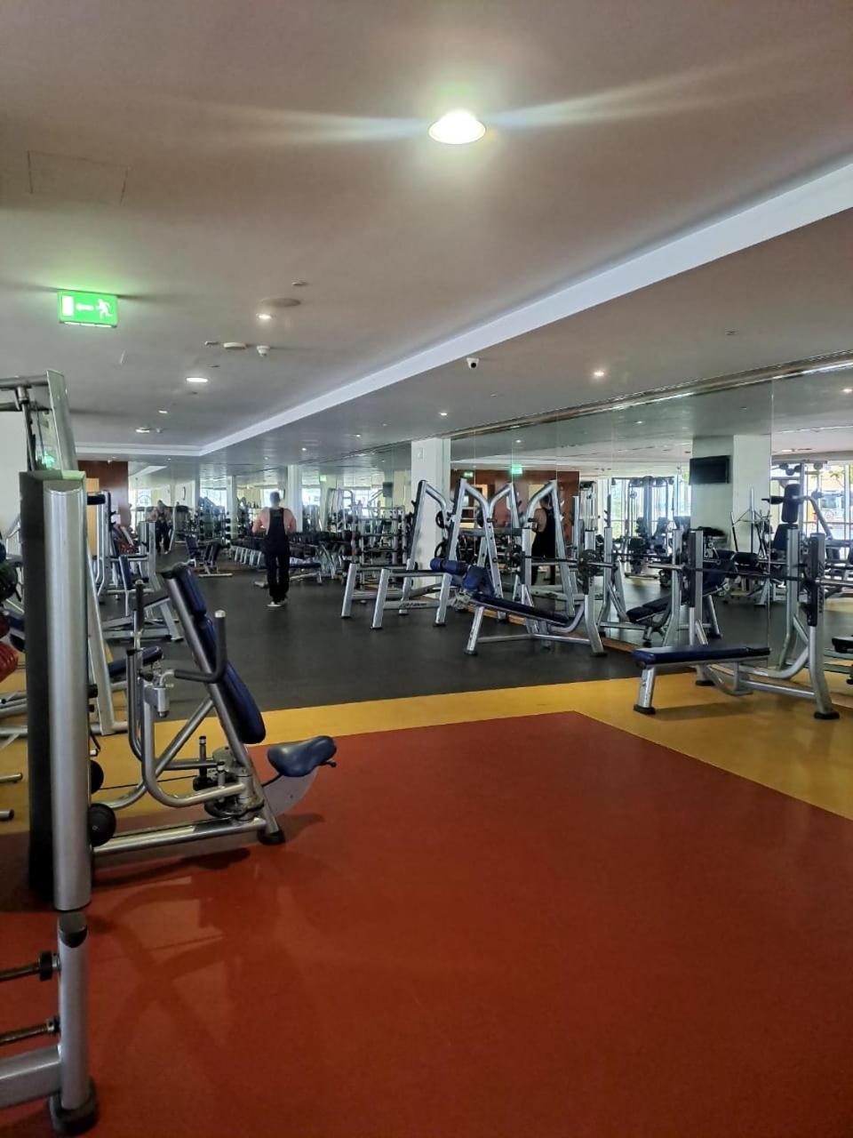 Apartment Seven Palm Jumeirah West Dubai