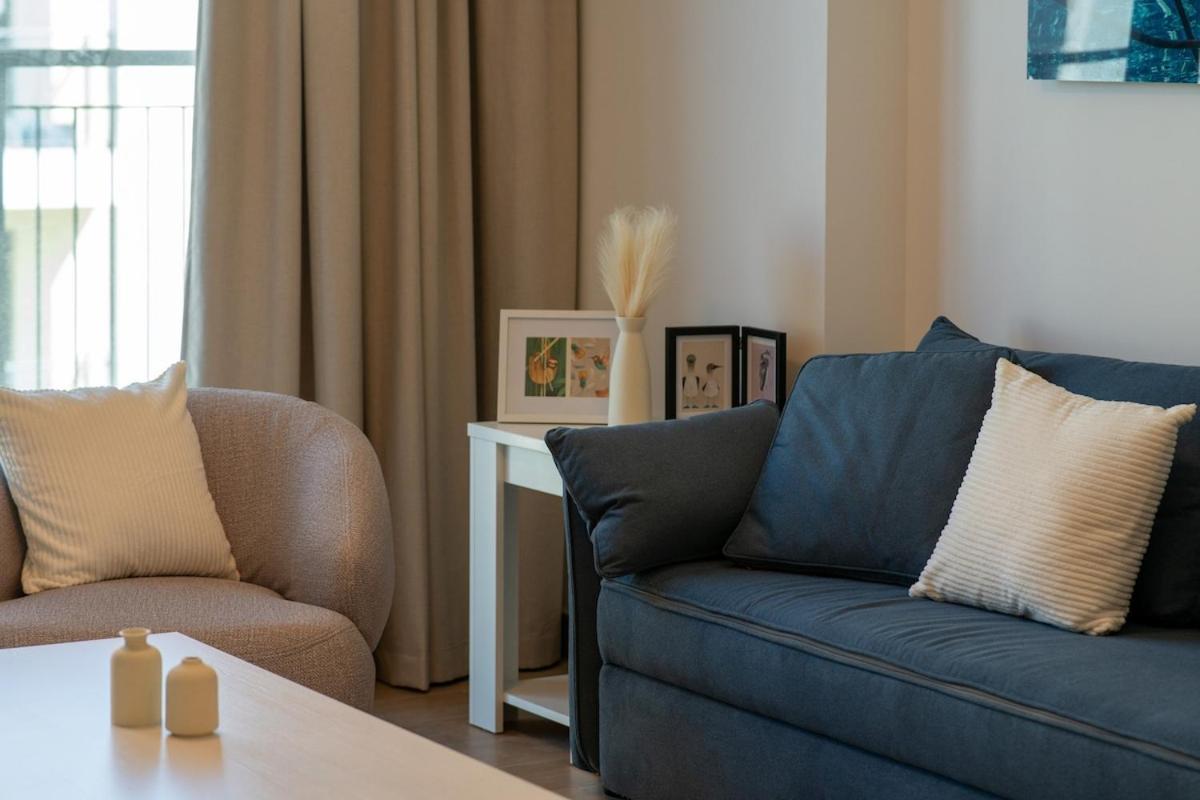 Appartement Waves - Stylish Beachfront Retreat Dubaï