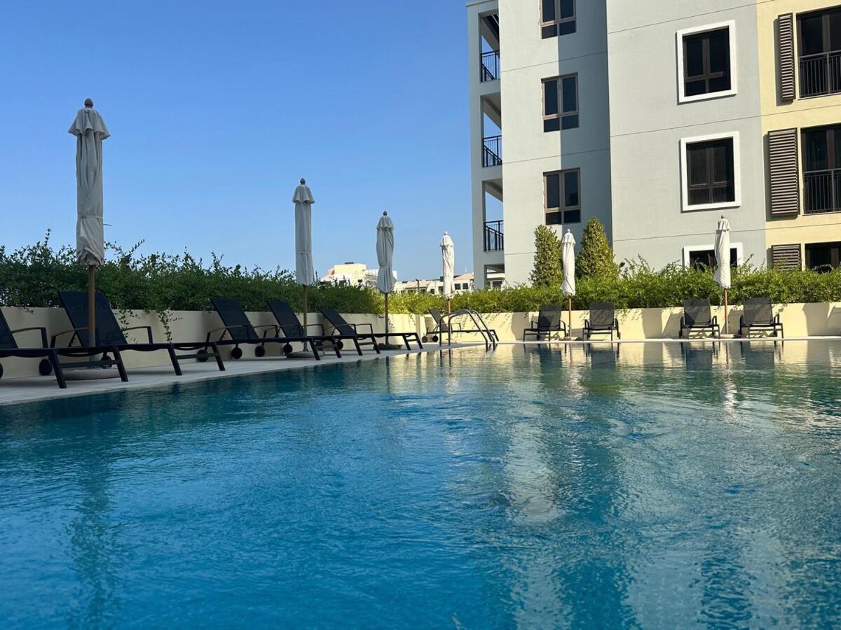 Appartement Waves - Stylish Beachfront Retreat Dubaï