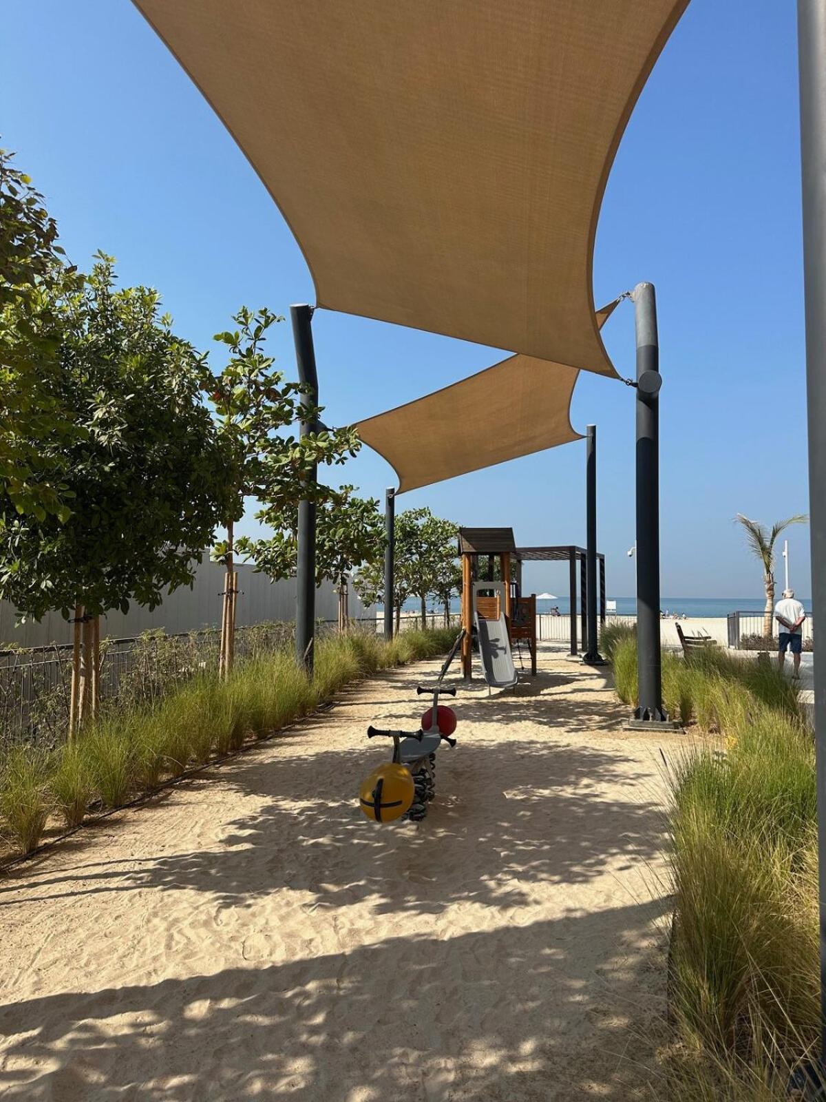 Appartement Waves - Stylish Beachfront Retreat *
