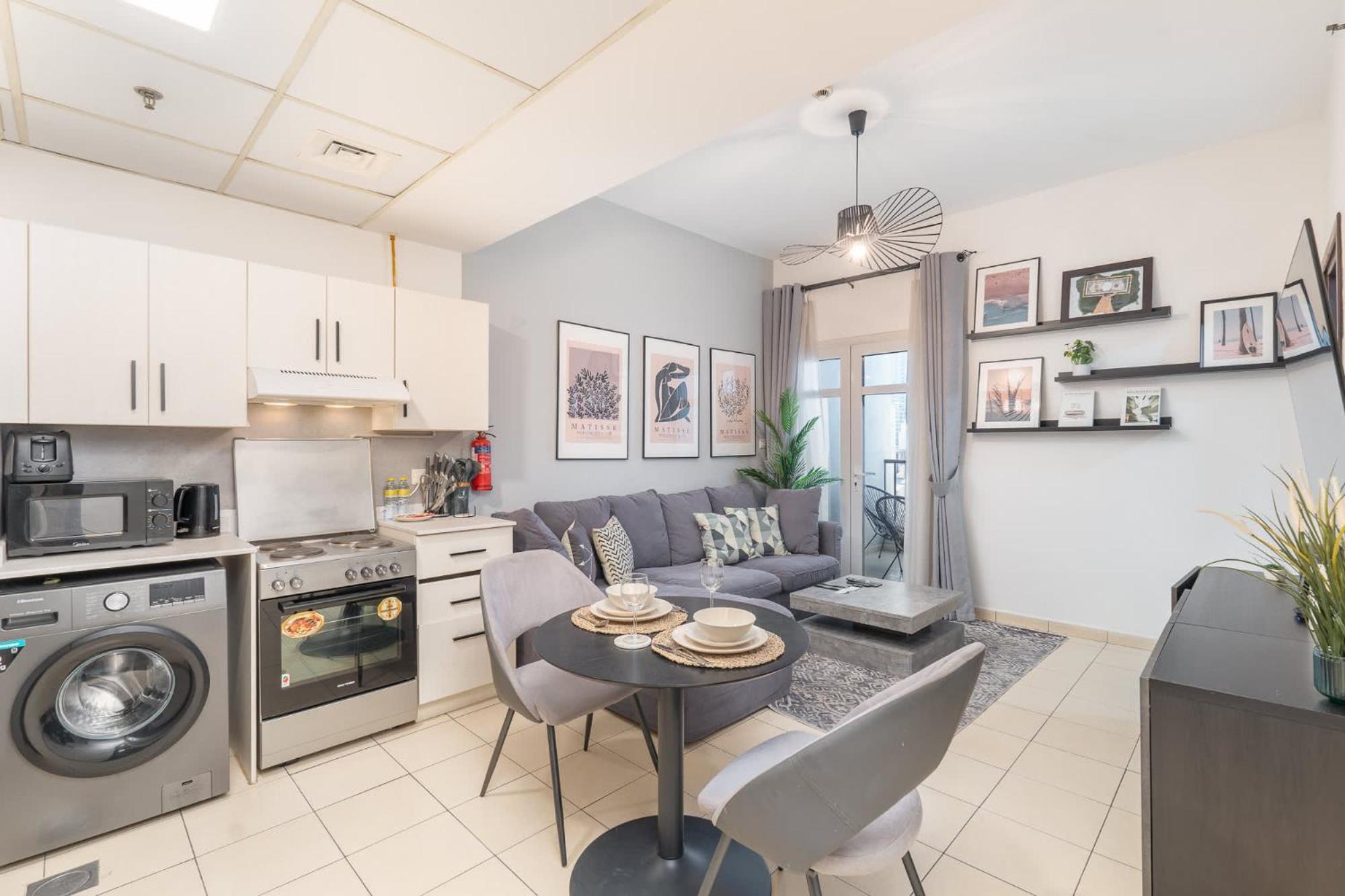 Appartement Pleasing 1-bedroom For 4 In Jvc For Relaxing Getaway *