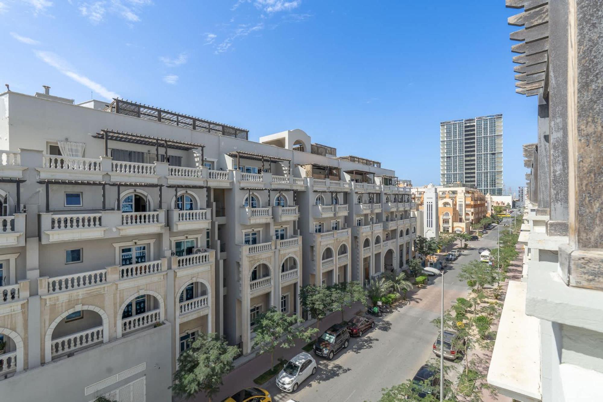 Pleasing 1-bedroom For 4 In Jvc For Relaxing Getaway