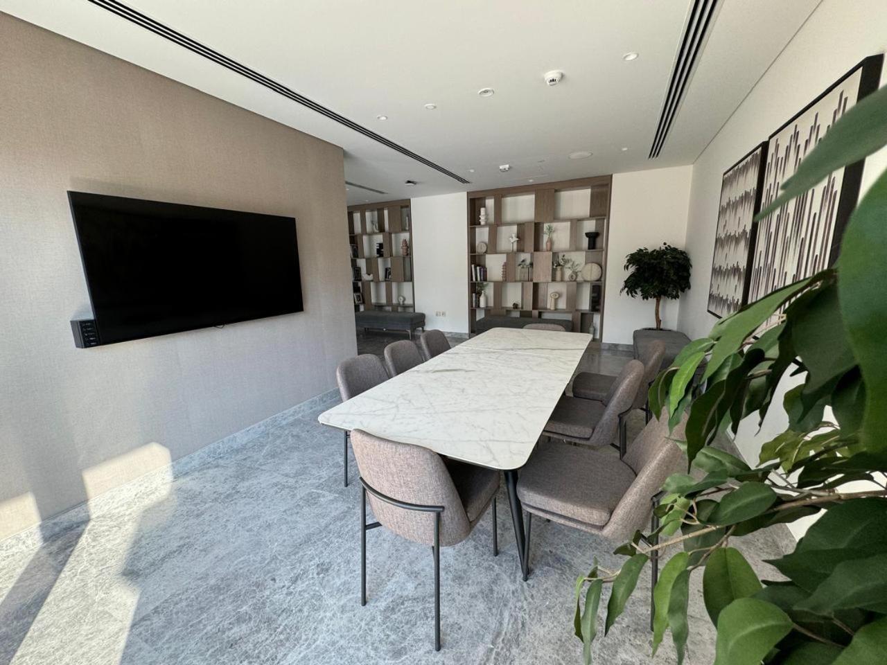 Burj Royale 3 Bedroom Full Burj Khalifa Fountain View Lejlighed *
