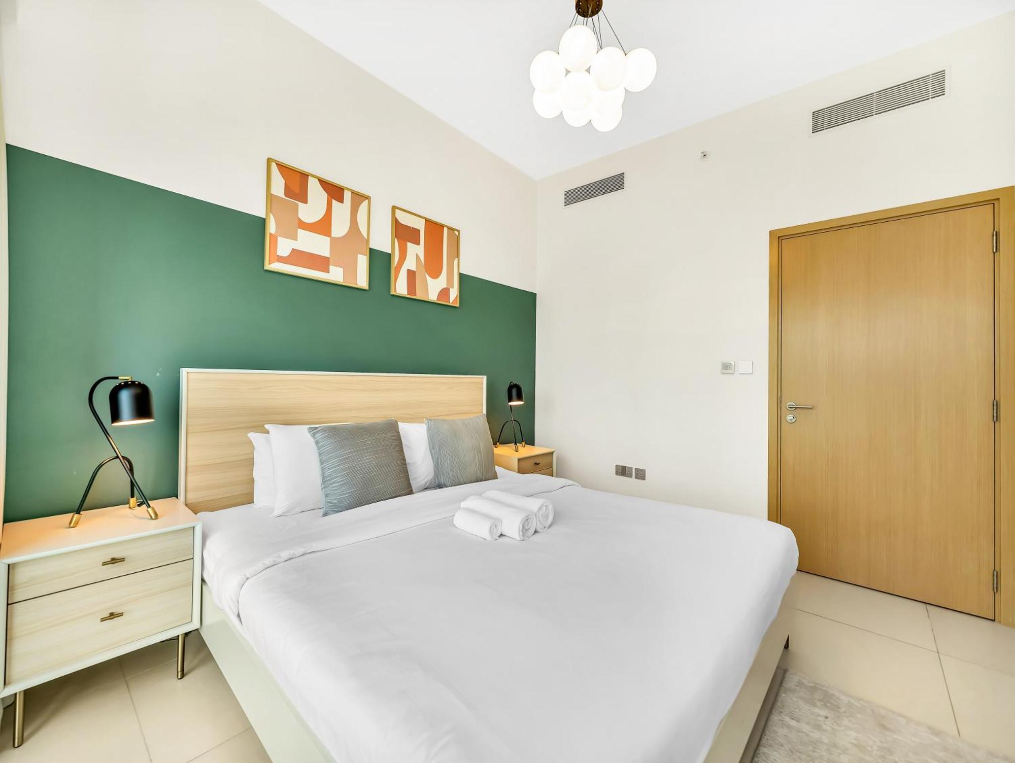 Burj Royale 3 Bedroom Full Burj Khalifa Fountain View Lejlighed Dubai
