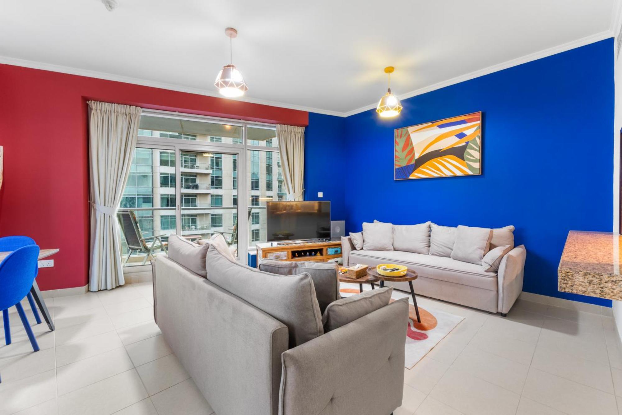Stylish 1 Bedroom - Burj Khalifa View- 5Mn Walk To Dubai Mall-Apartment In Burj Views Tower Apartemen *