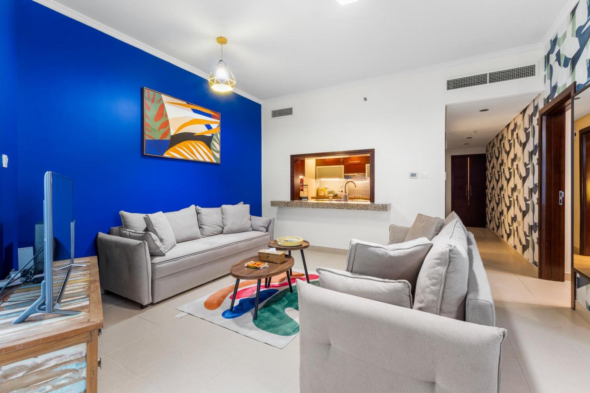 Stylish 1 Bedroom - Burj Khalifa View- 5Mn Walk To Dubai Mall-Apartment In Burj Views Tower Apartemen Dubai
