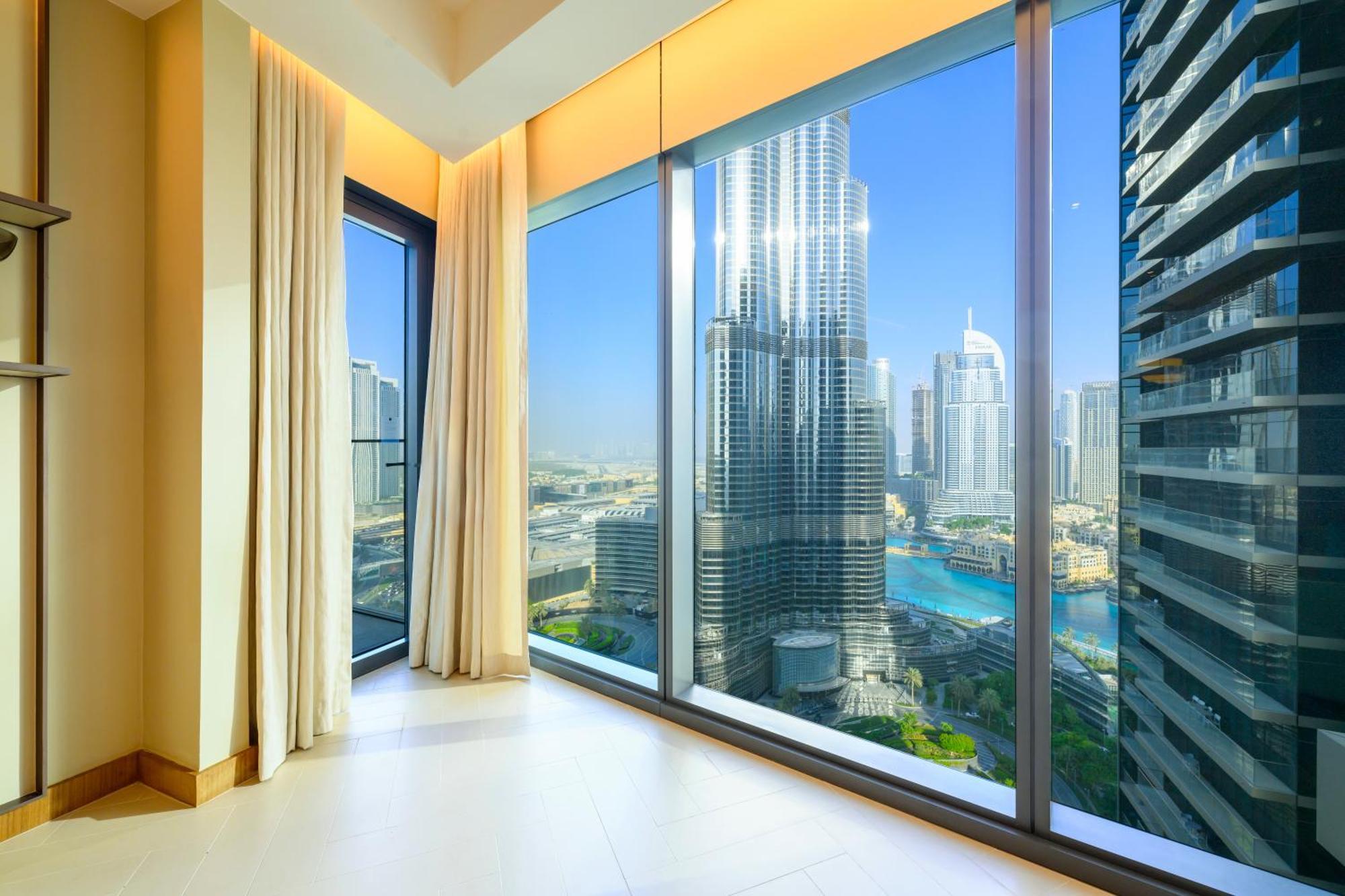 Stylish 3br In Adress Opera With Burj Khalifa View Dubai