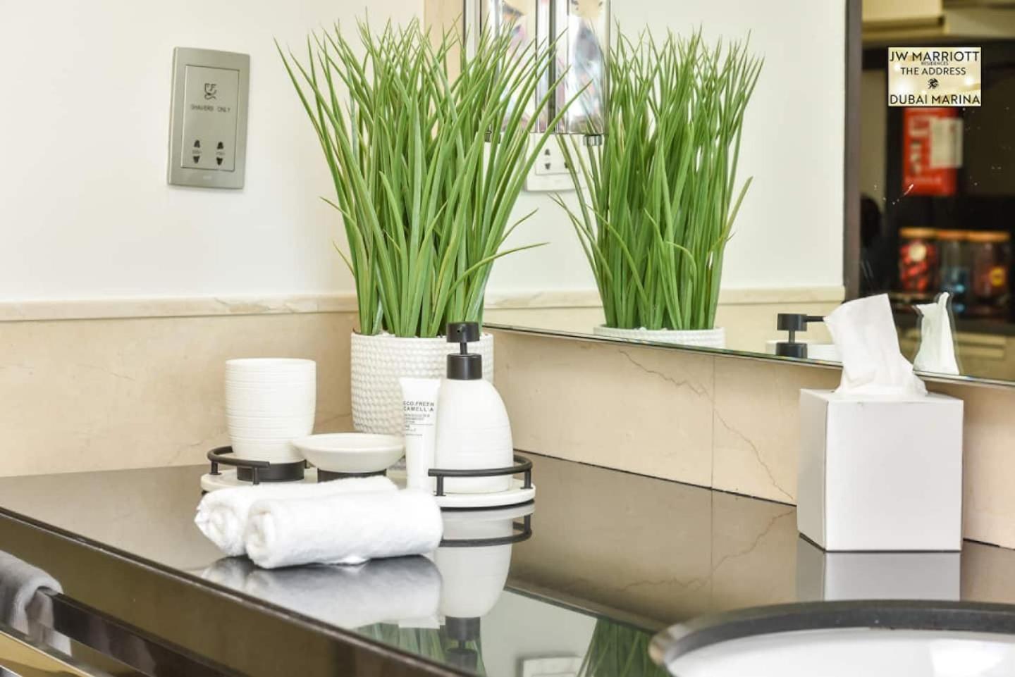 Luxury Living At The Address Marina! Dubai