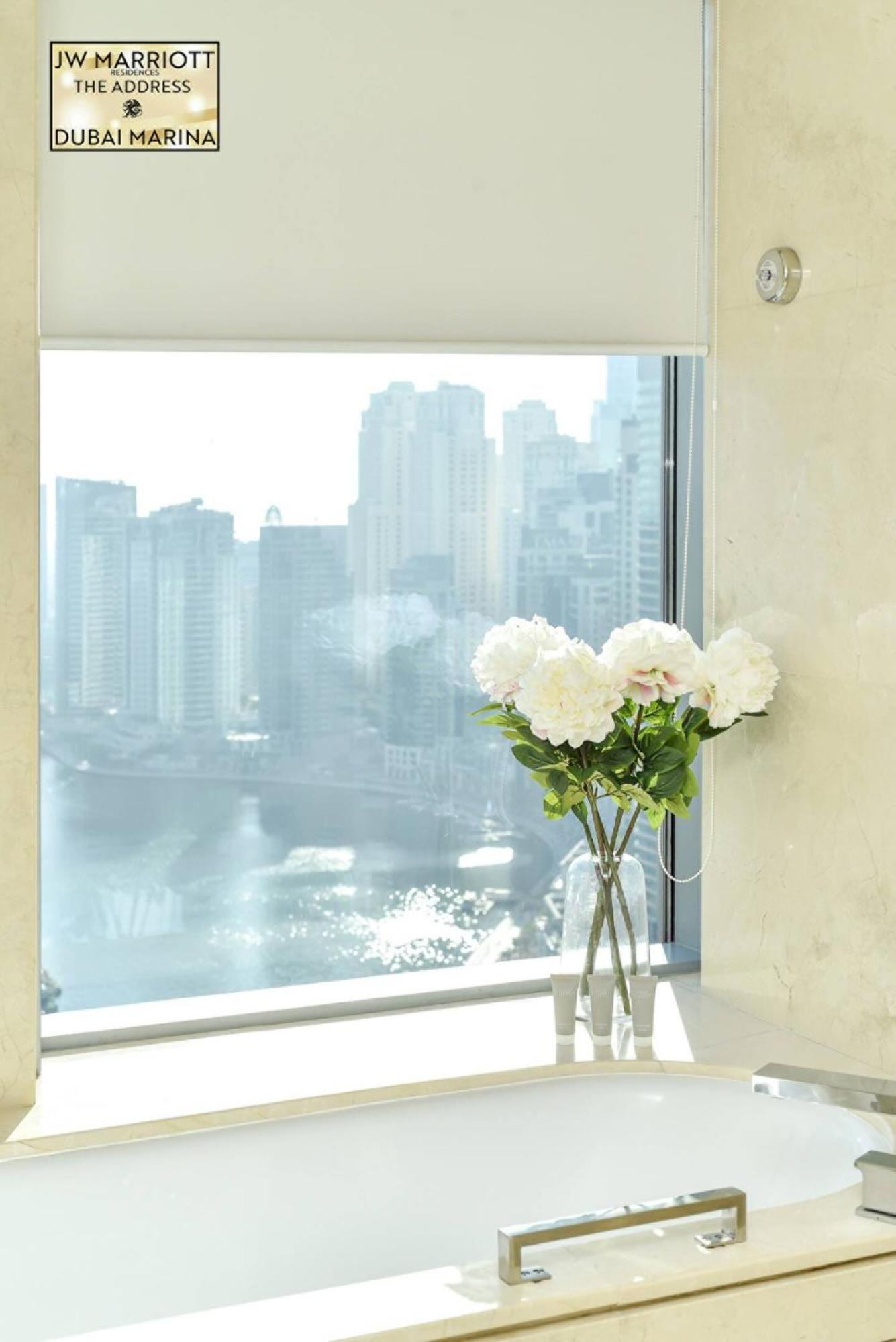 Apartment Luxury Living At The Address Marina! Dubai