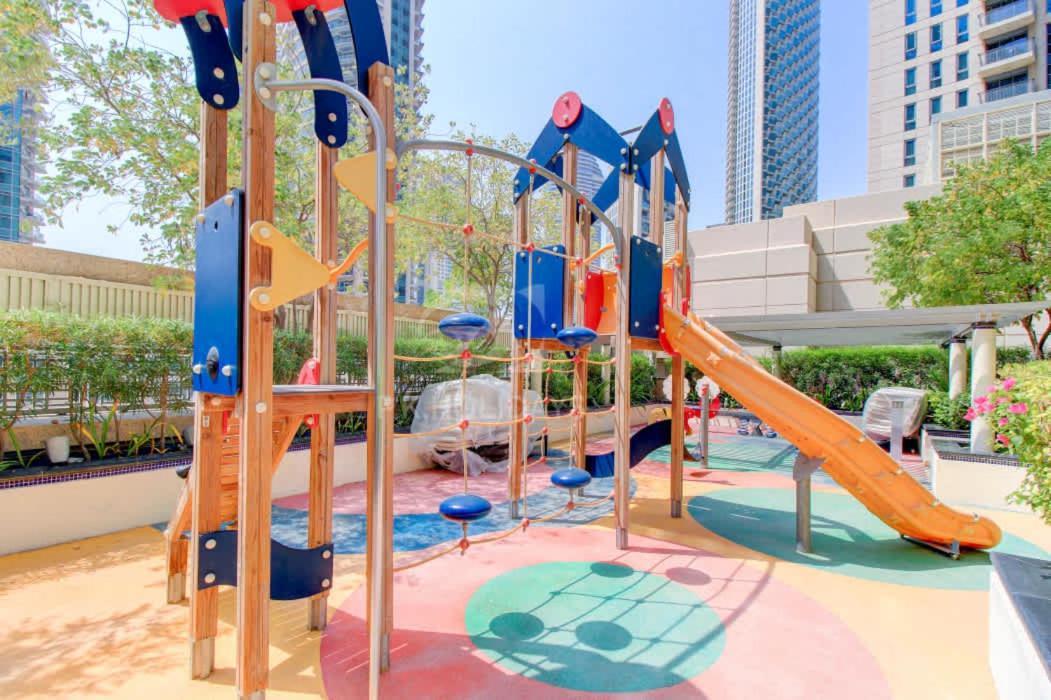Stylish 1br In Downtown With Fountain Views Appartement