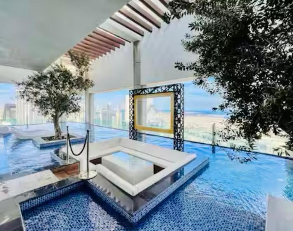 Appartement Paramount Downtown Burj Khalifa View With 64th Floor Infinity Pool *