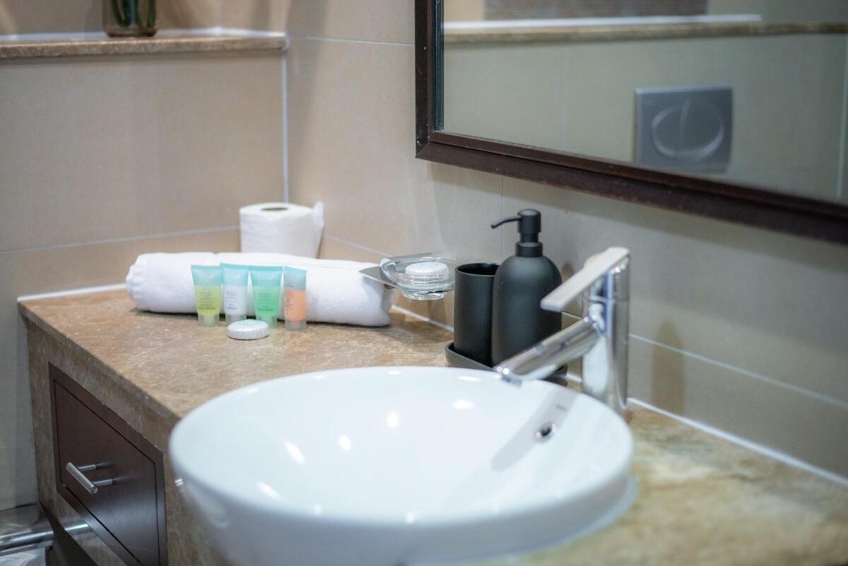 Comfortable For 4 In Difc Apartamento Dubái