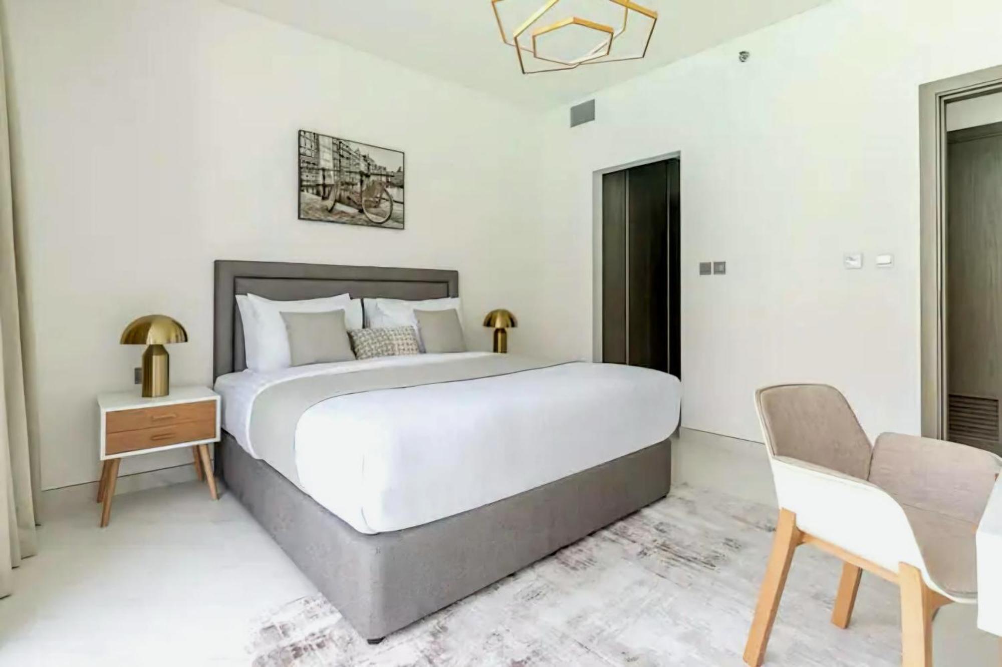 Luxury Waterfront 1br - Lagoon Escape Dubaï