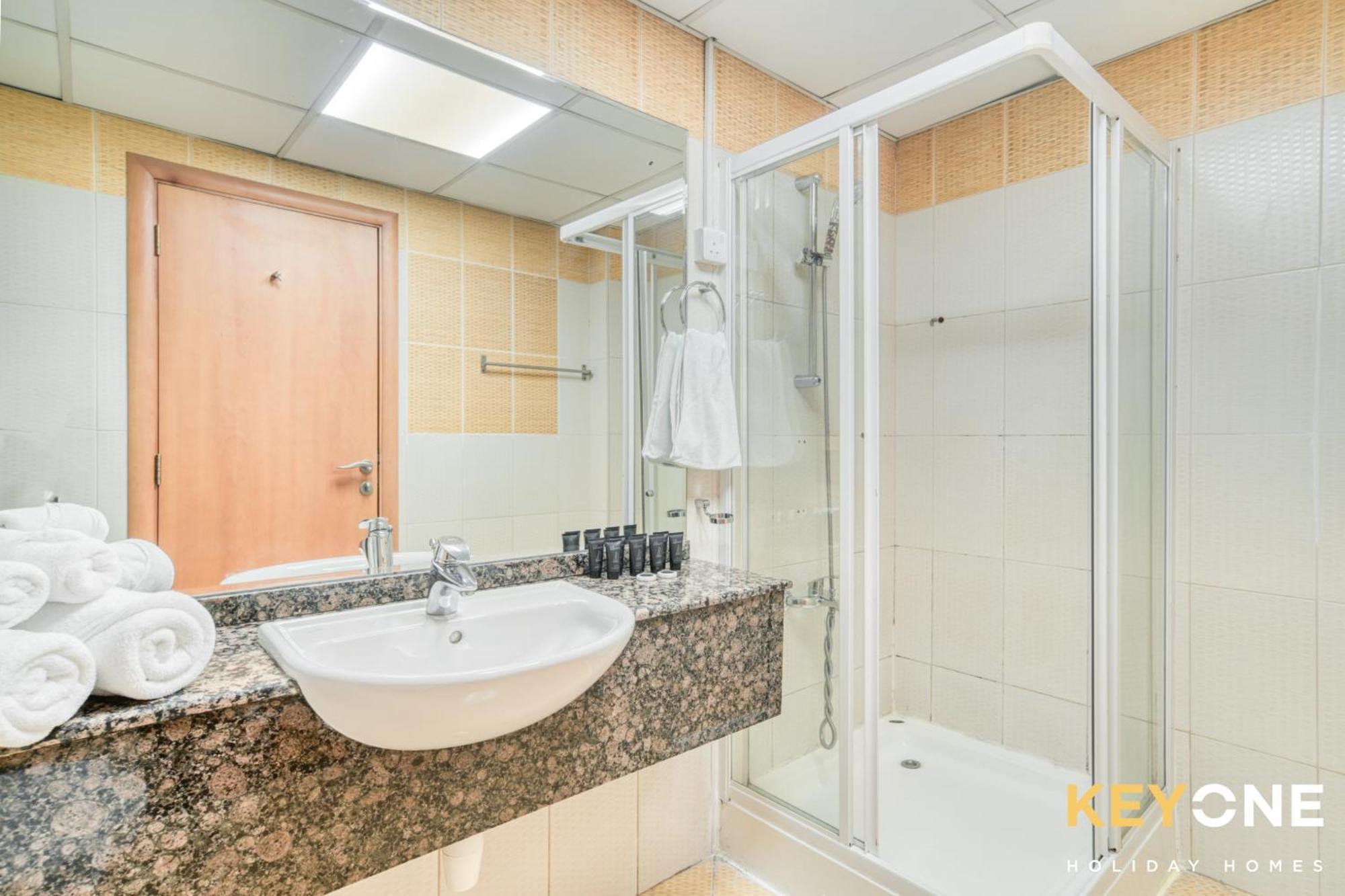 Apartamento Elegant Two Bedroom In Marina Dubái