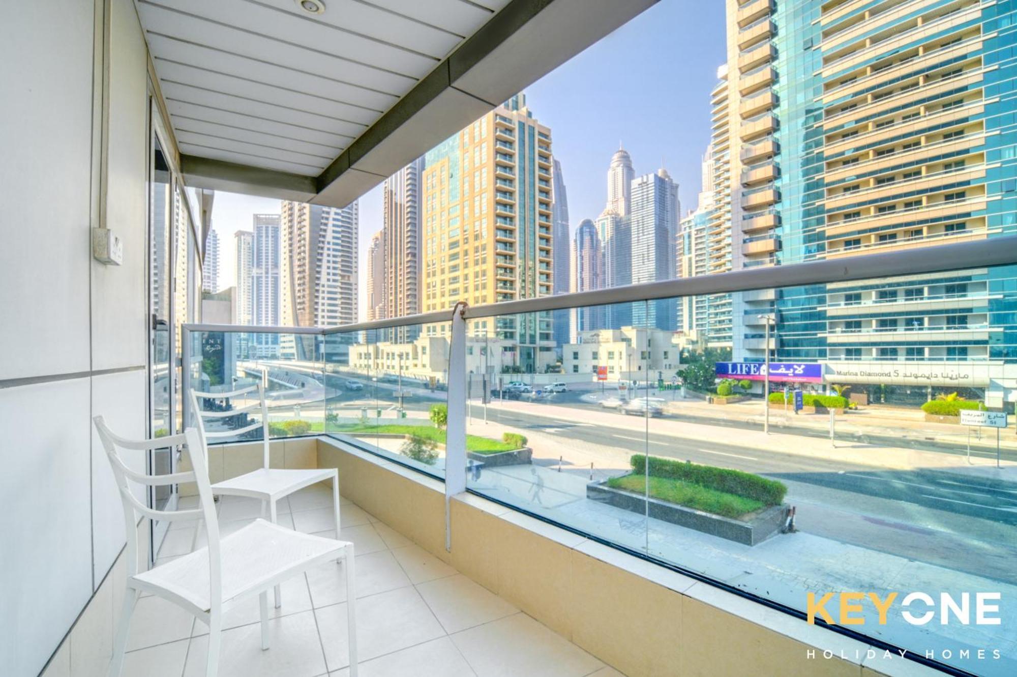 Elegant Two Bedroom In Marina Dubái