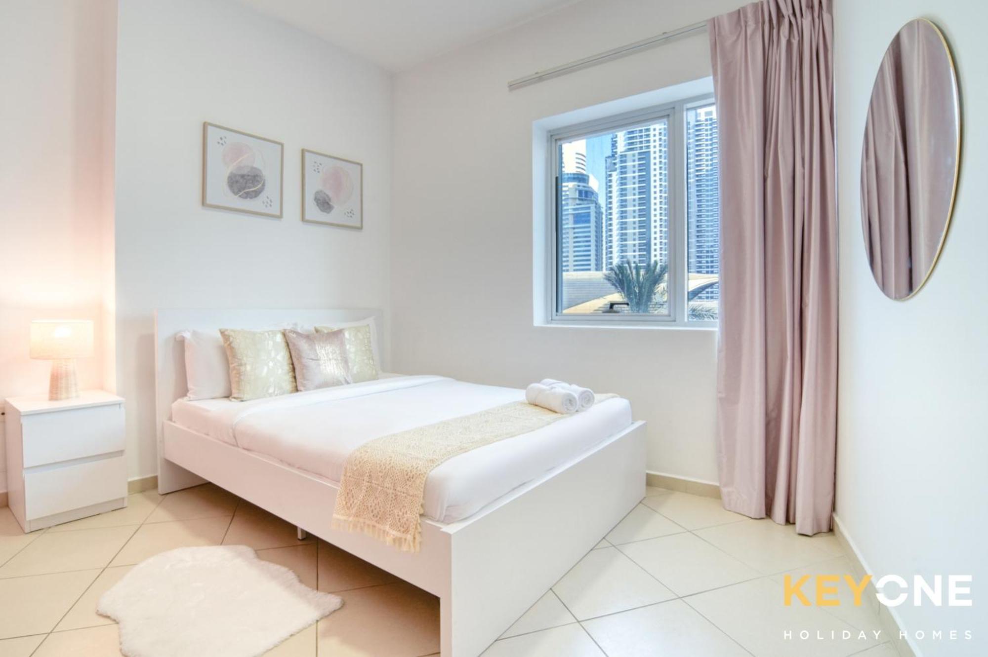 Elegant Two Bedroom In Marina Apartamento *