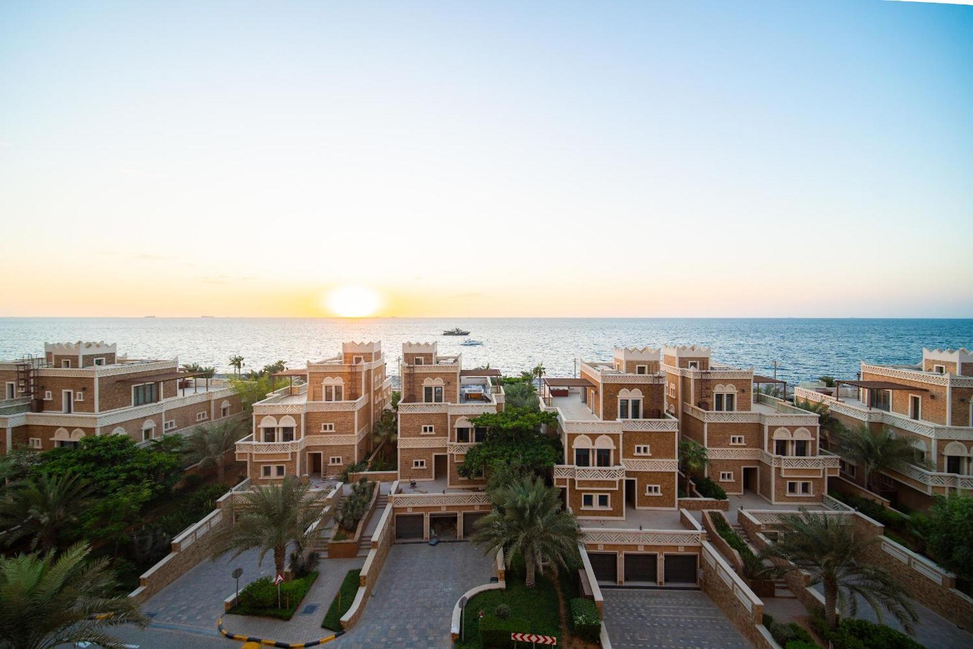 Appartement Spacious 2br - Private & Sea & Skyline Views *