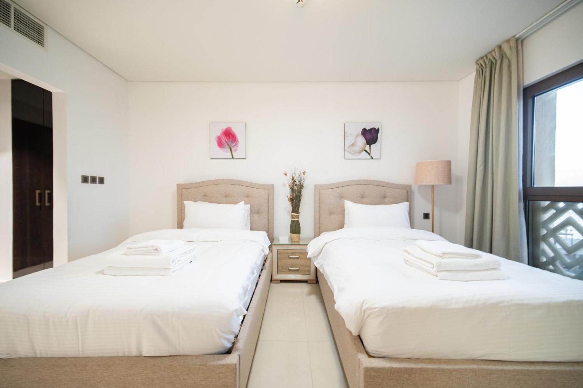 Spacious 2br - Private & Sea & Skyline Views Appartement