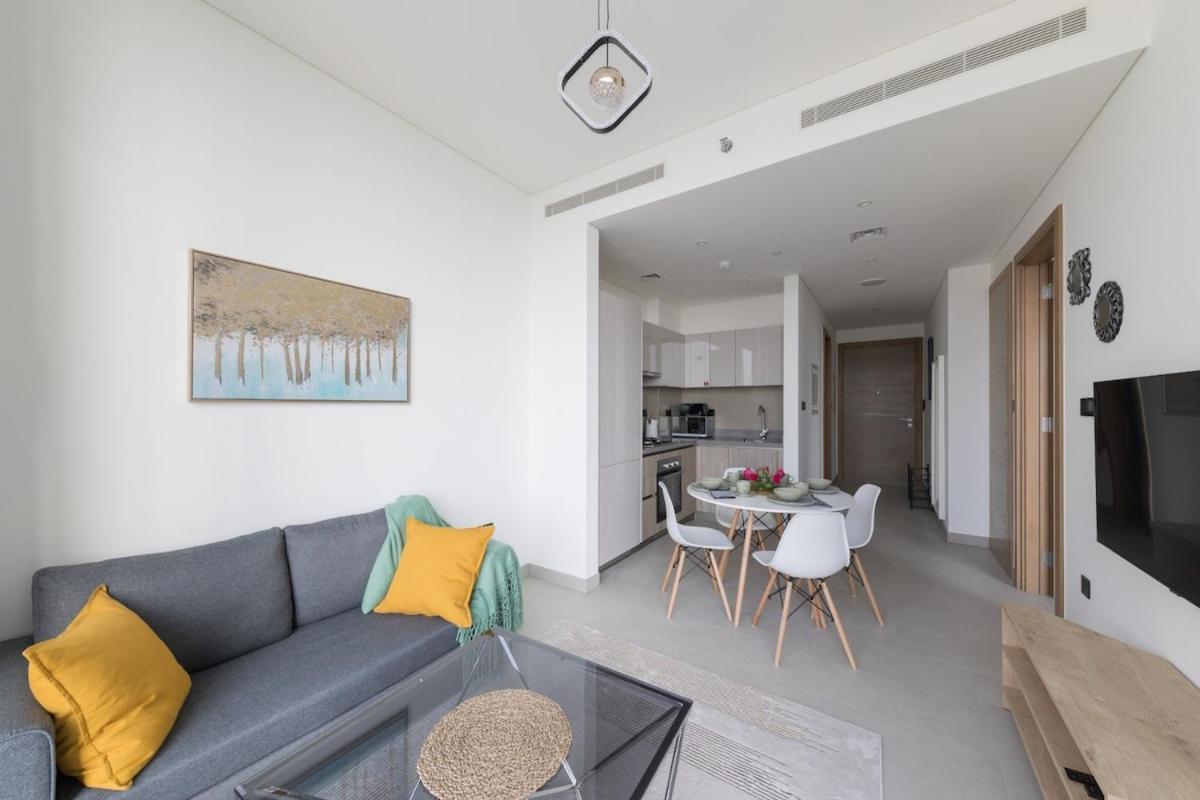Appartement Chic 1br In Sobha Hartland Waves *