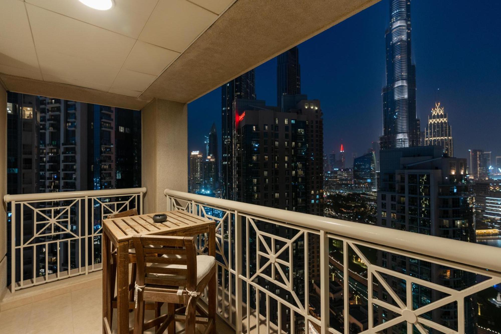 Amazing Views & Location Downtown 1 Br Dubái
