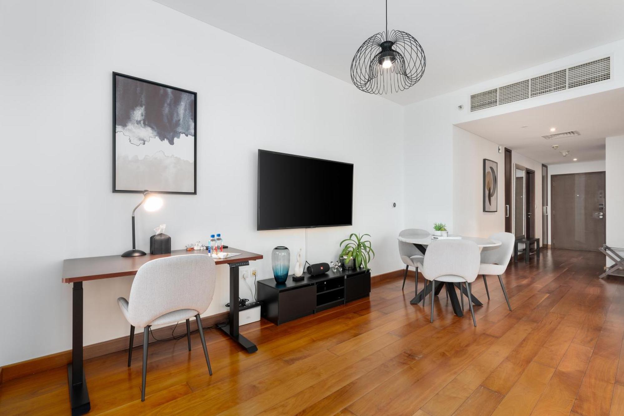 Amazing Views & Location Downtown 1 Br Apartamento