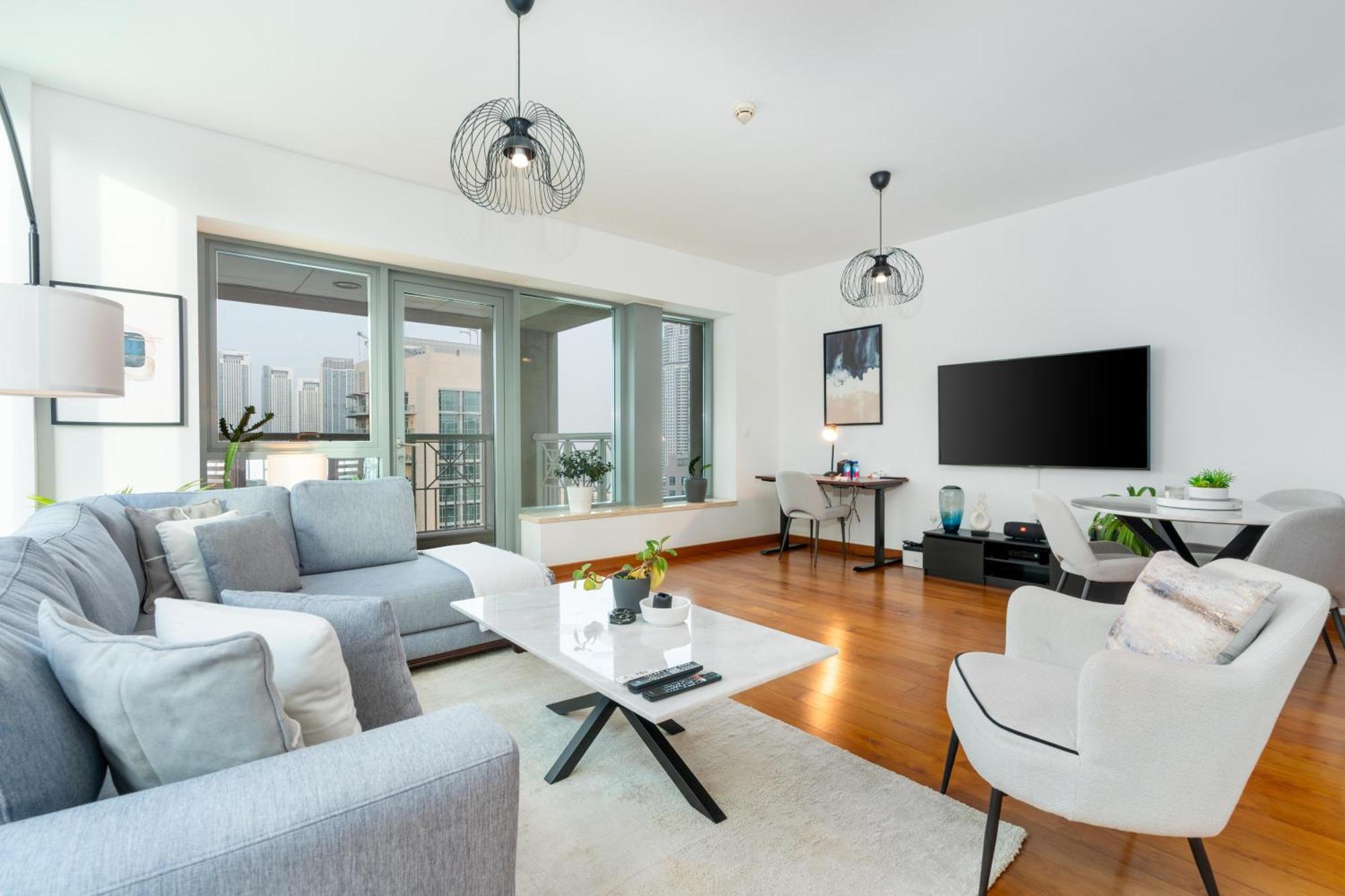 Amazing Views & Location Downtown 1 Br Apartamento Dubái