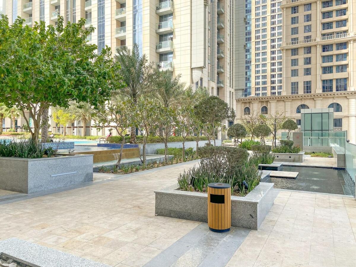 First Class 2br Stylish With Stunning Views * Dubaï