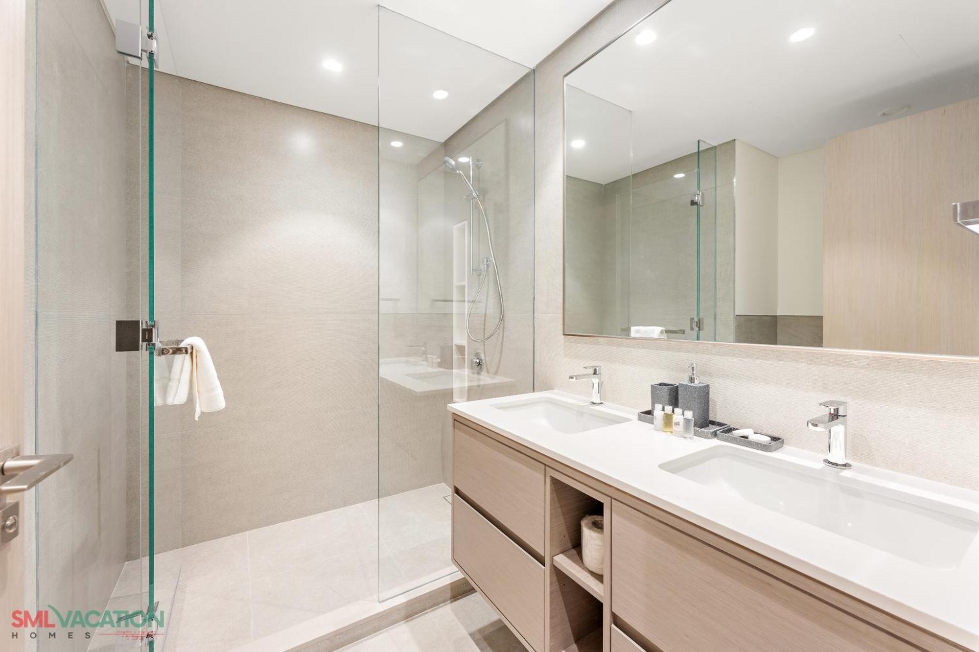 Sml - Sky High With Burj Khalifa And Fountain Views At Grande Signature, Downtown Appartement *