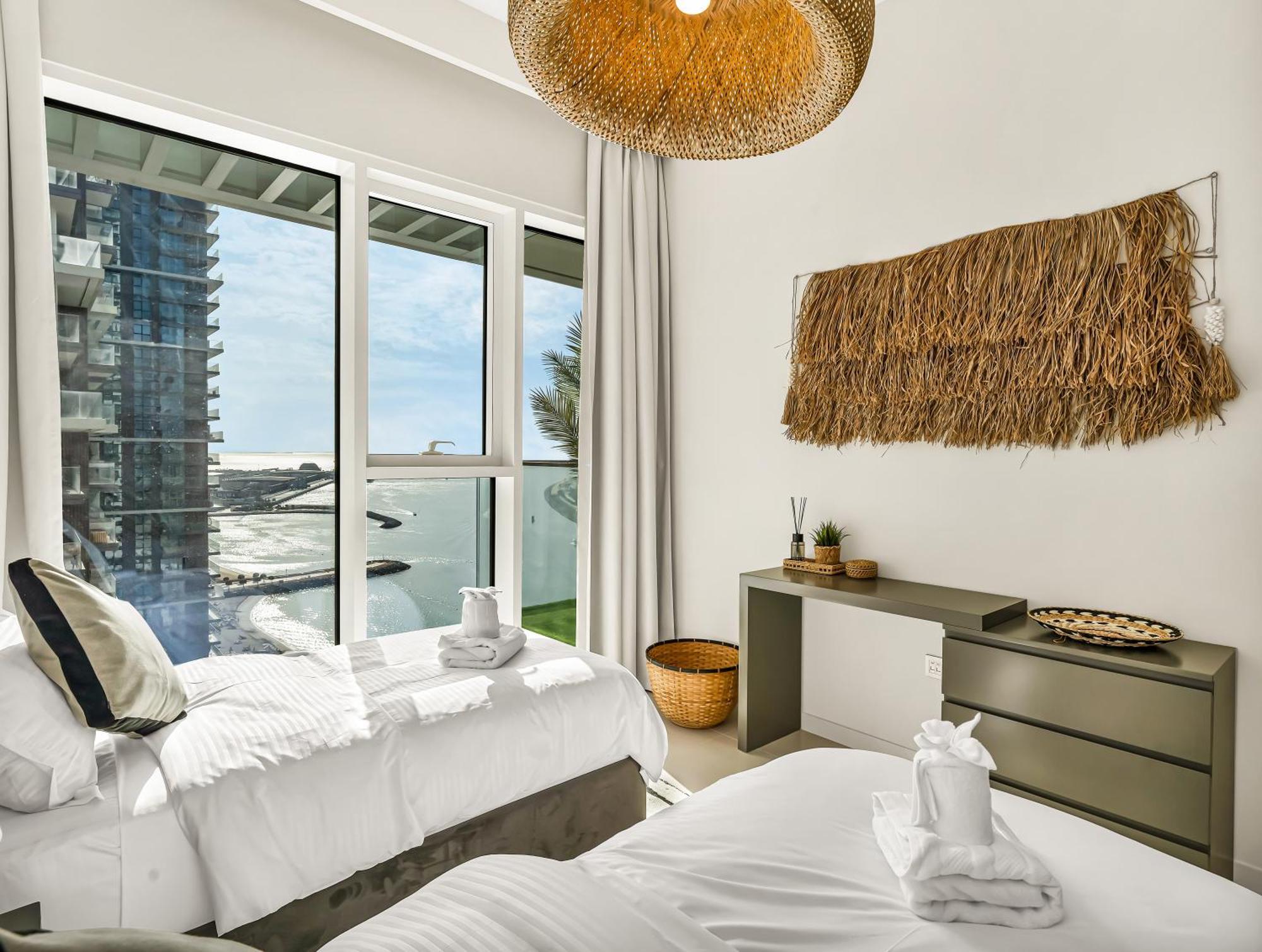 Appartement Ultra-luxury 2 Bedroom Beachfront Escape With Sea Views Dubaï