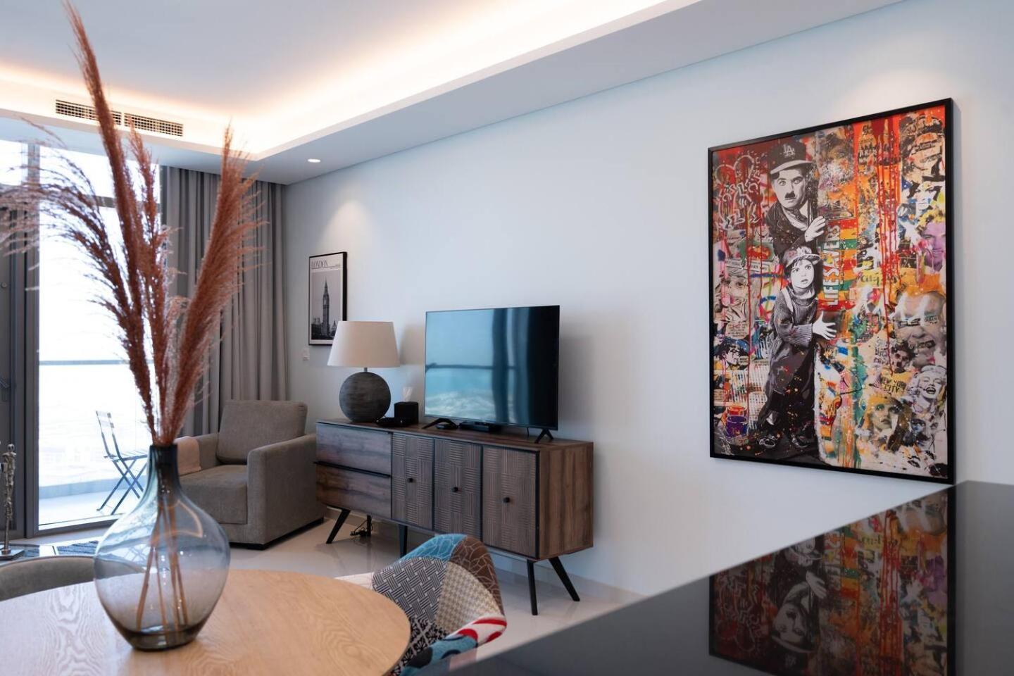 Hausreserv At Paramount Midtown - Infinity Pool With Burj Khalifa View - Luxury Apartemen *