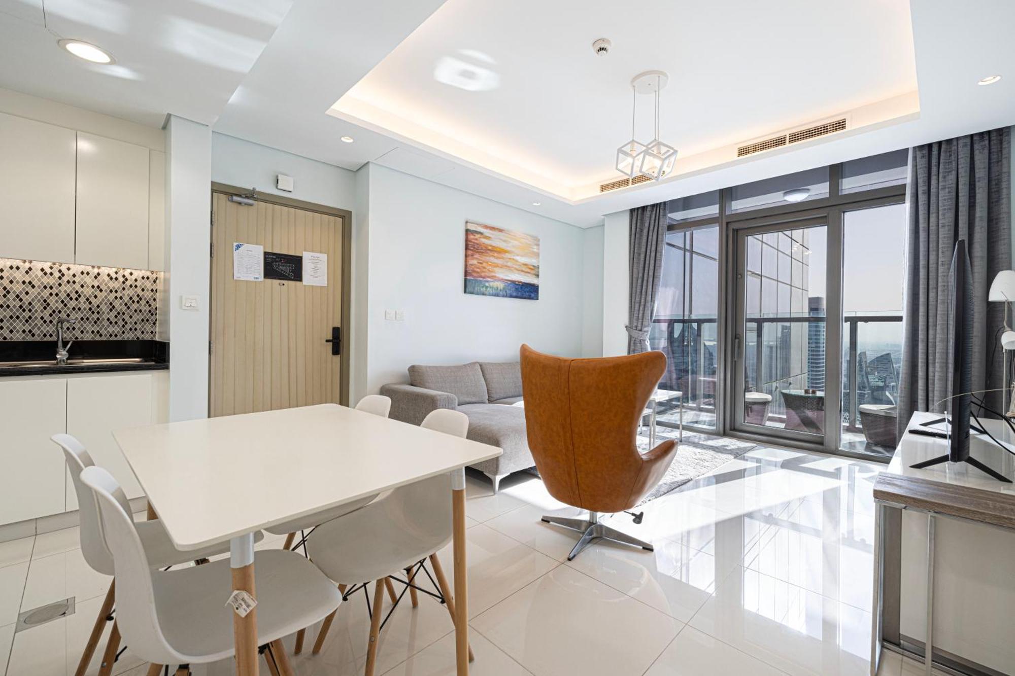 Hausreserv At Paramount Midtown - Infinity Pool With Burj Khalifa View - Luxury Apartemen