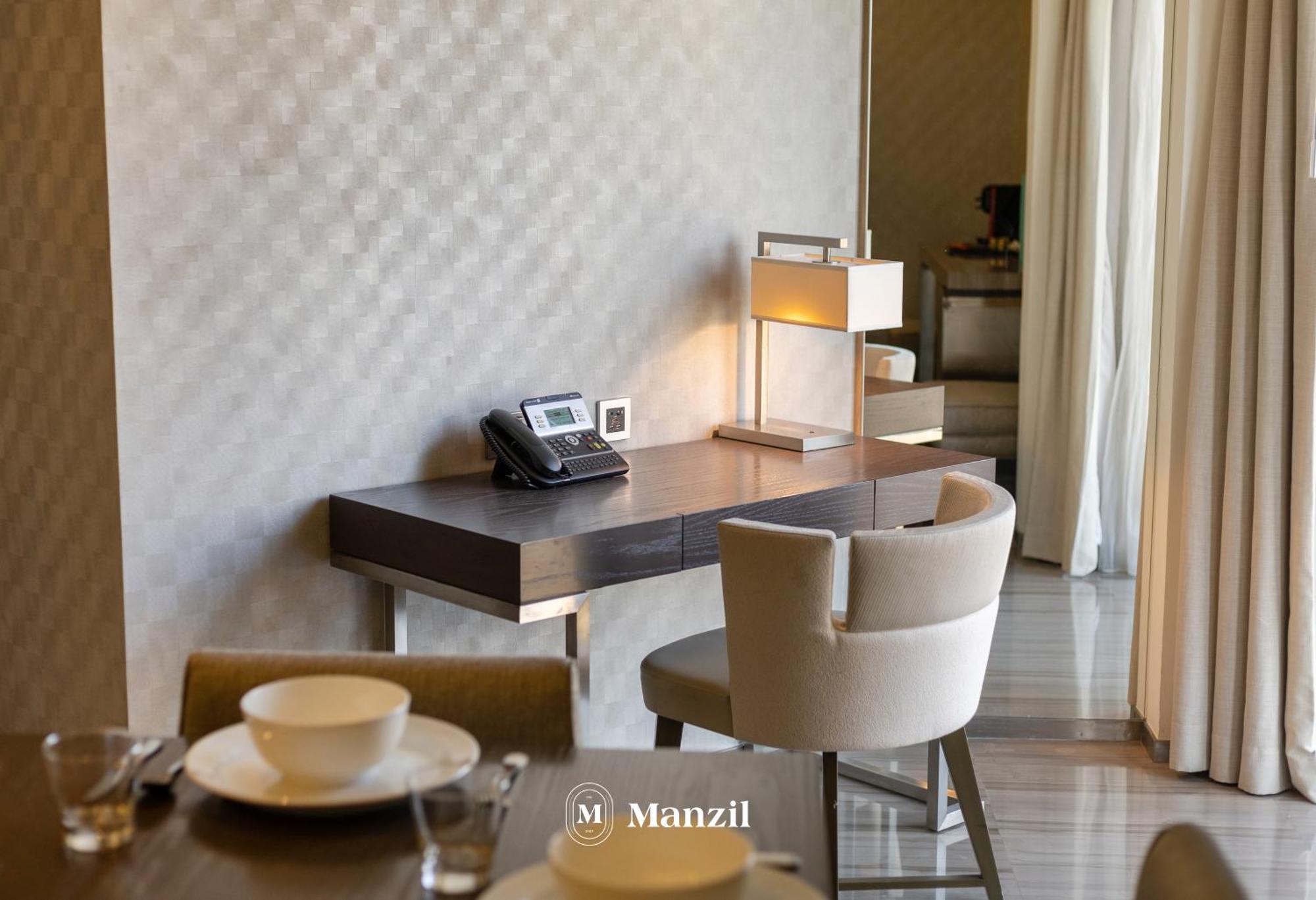 Luxury & In Creek Heights, Near Wafi Mall & Frame Appartement