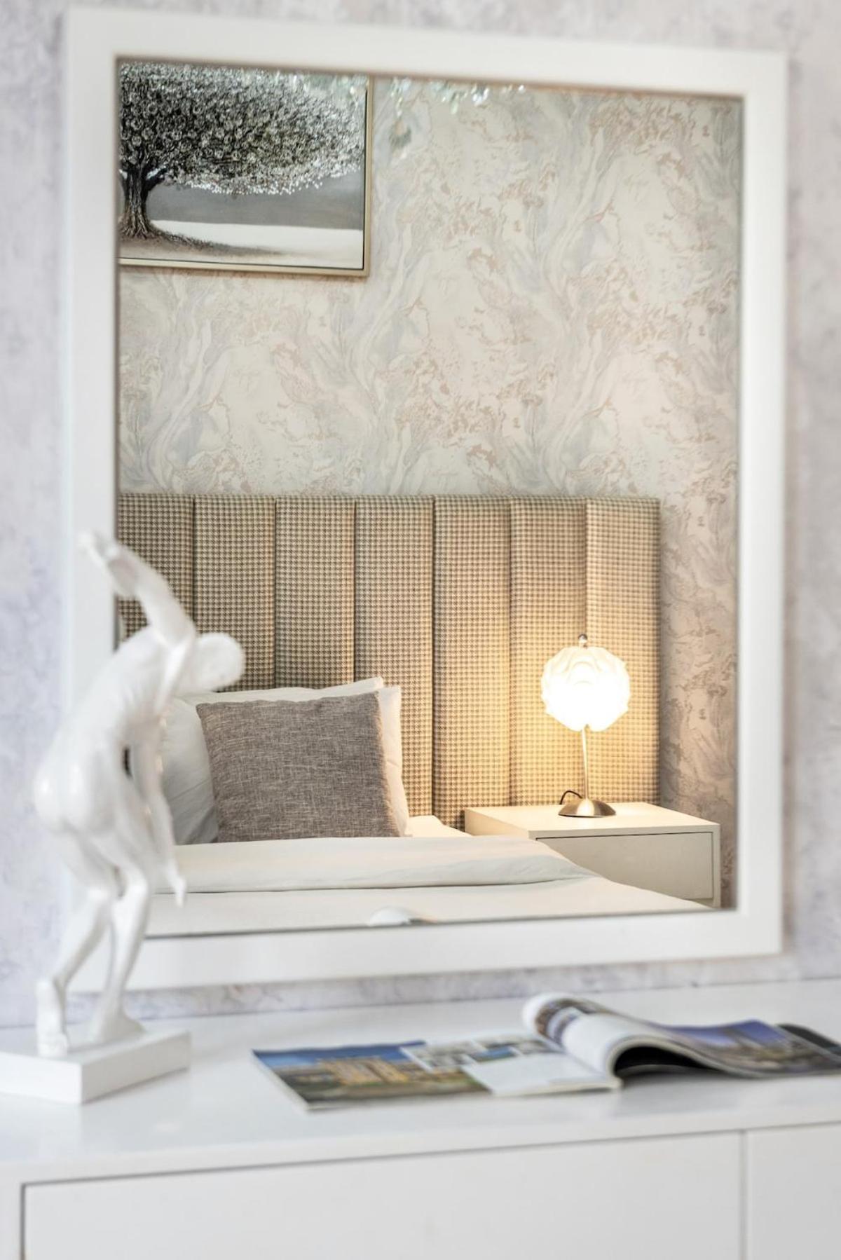Stylish 2-bedroom In The Heart Of Oldtown Dubaï