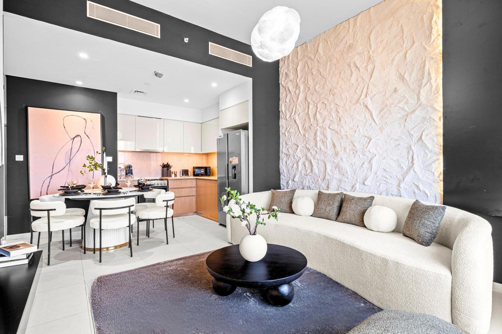 Luxury At The Top- Iconic Burj Views-dubai Mall Access 2br By Maxx Value Homes Dubaï