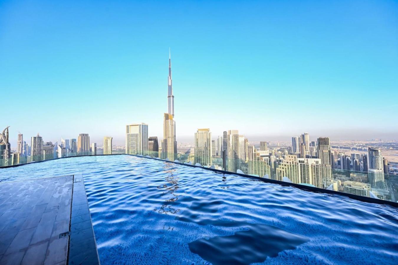 New 2 Bed Sea View With 64th Flr Infinity Pool Burj Khalifa View * Dubaï