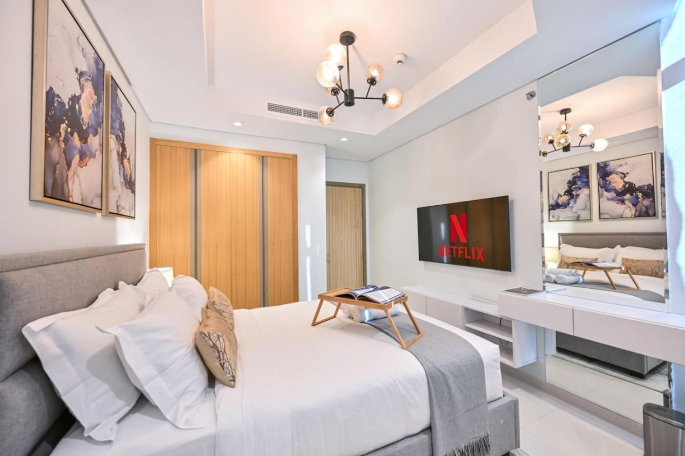 New 2 Bed Sea View With 64th Flr Infinity Pool Burj Khalifa View * Dubaï