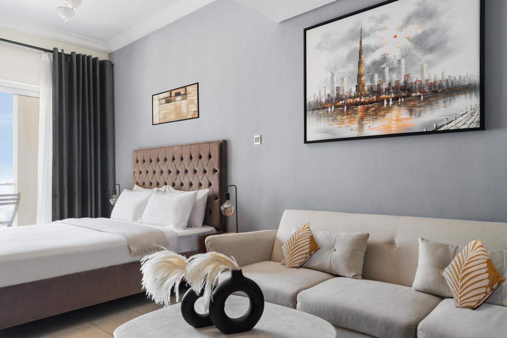 Opulence In Lakeview Tower Jlt Near Metro Appartement