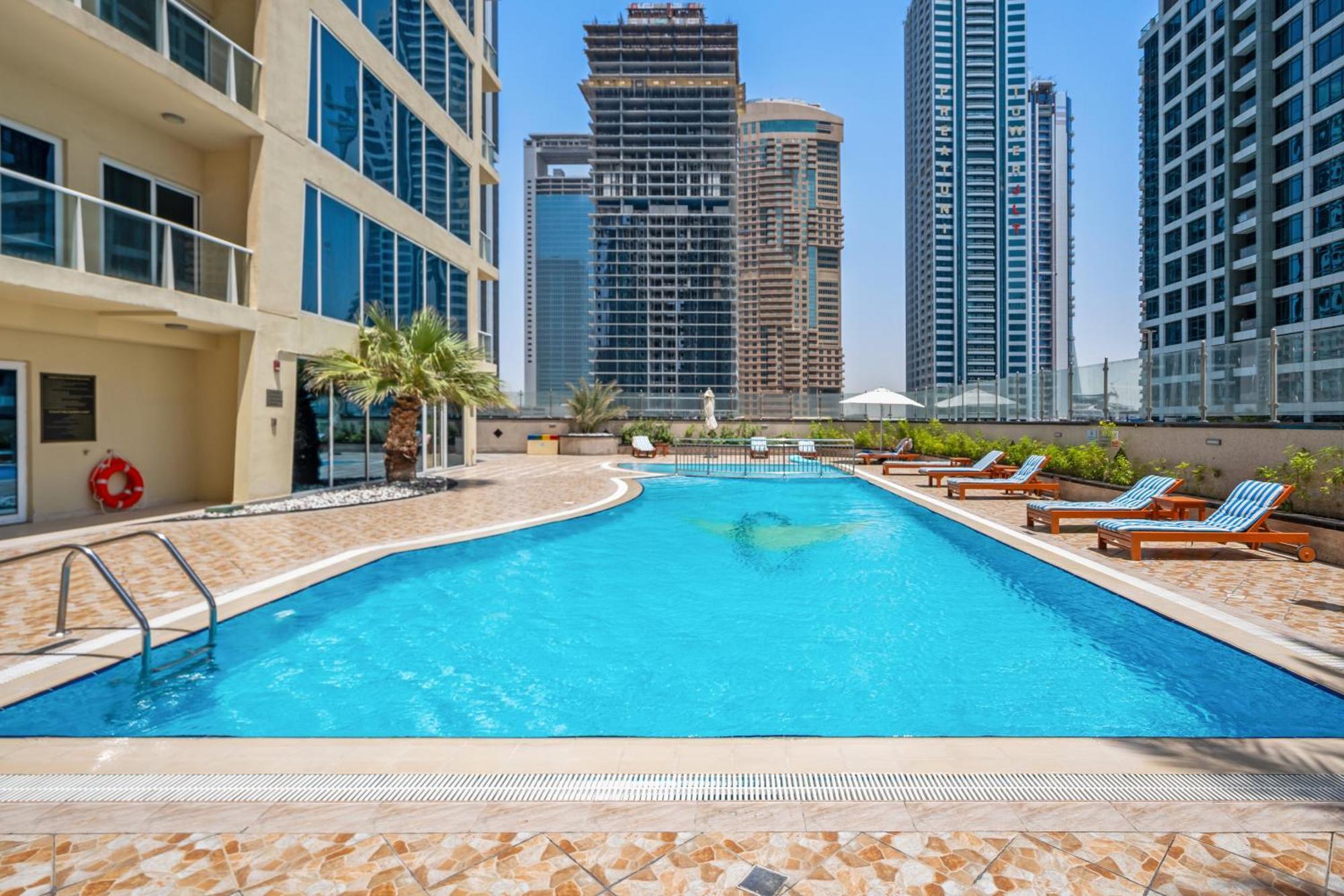 Opulence In Lakeview Tower Jlt Near Metro *