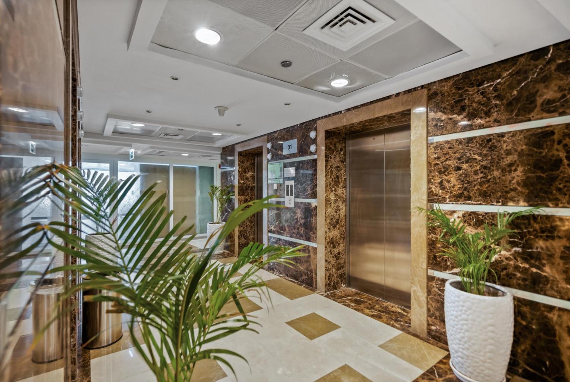 Opulence In Lakeview Tower Jlt Near Metro * Dubaï