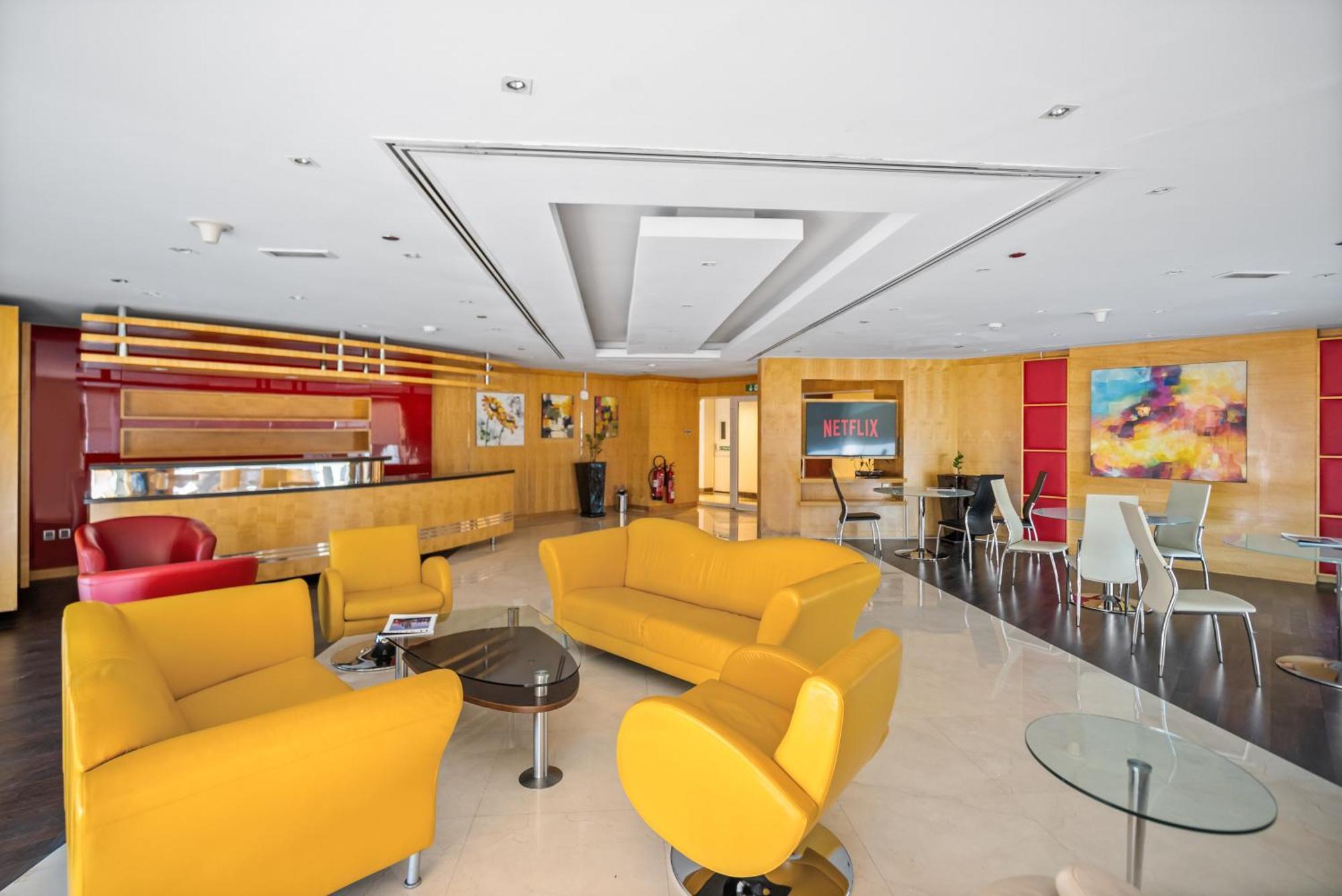 Appartement Opulence In Lakeview Tower Jlt Near Metro Dubaï