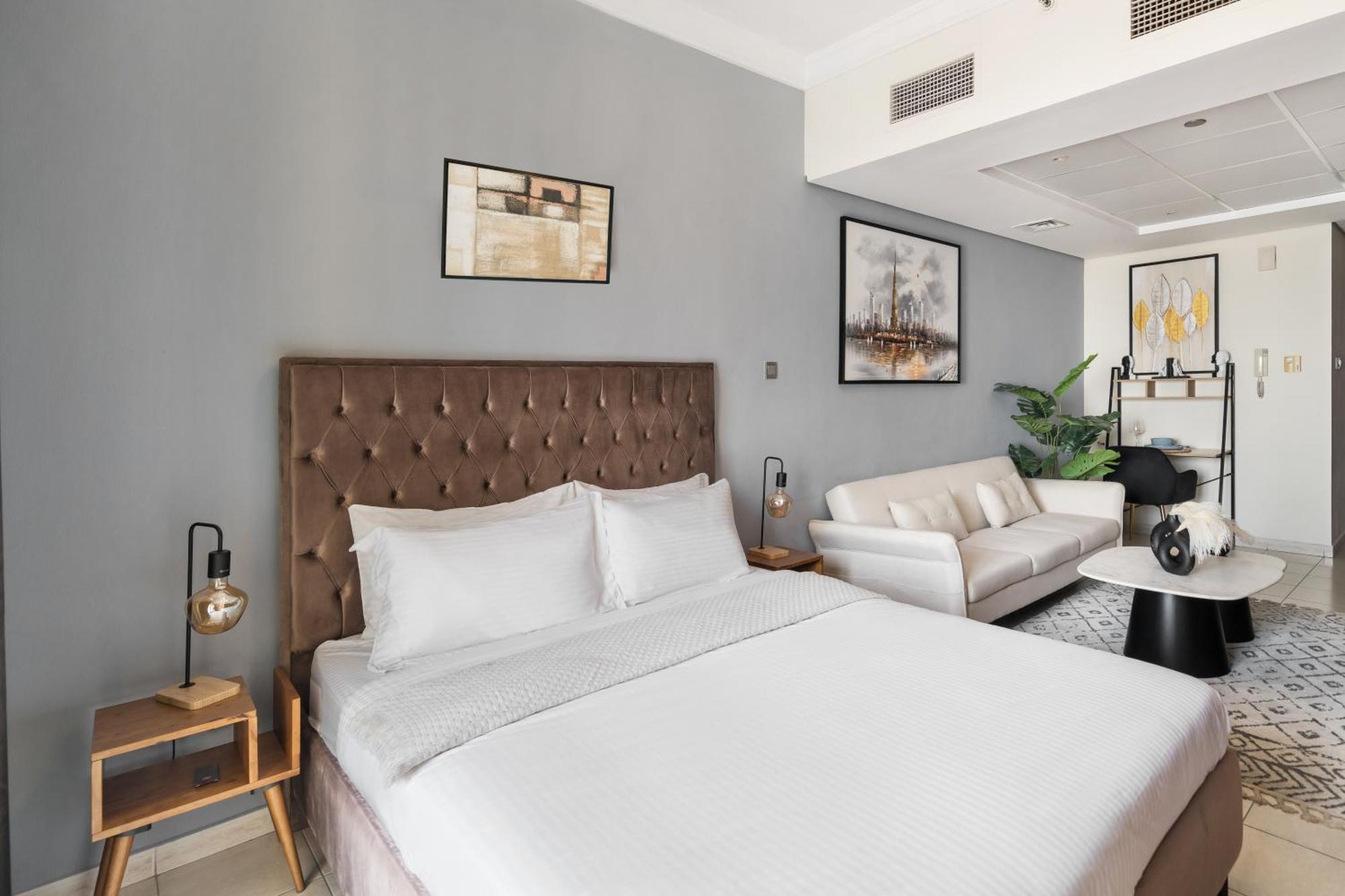 Opulence In Lakeview Tower Jlt Near Metro Appartement *