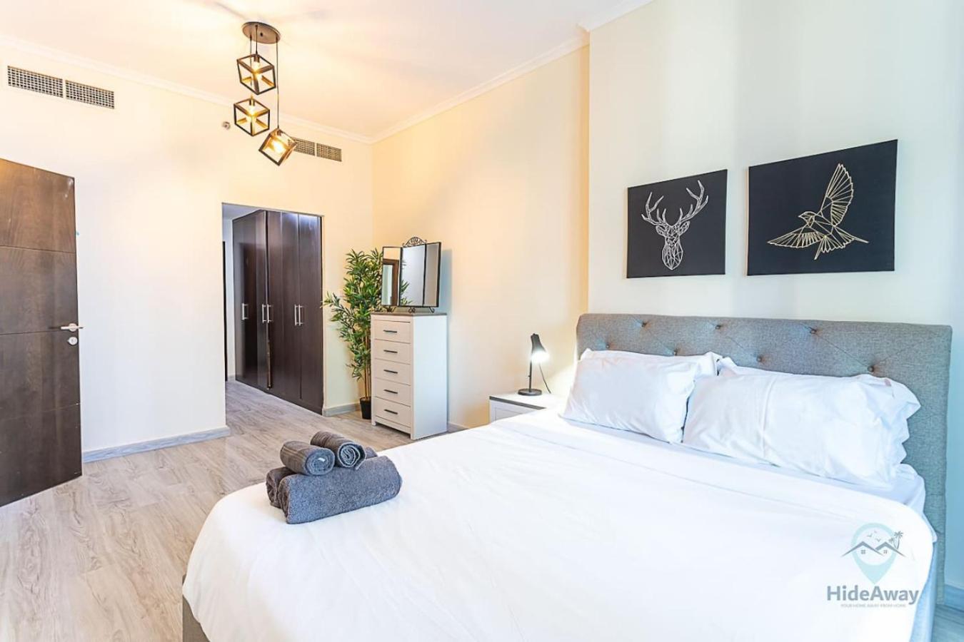 Appartement 1br Modern, Stylish Mins To Marina Dubaï