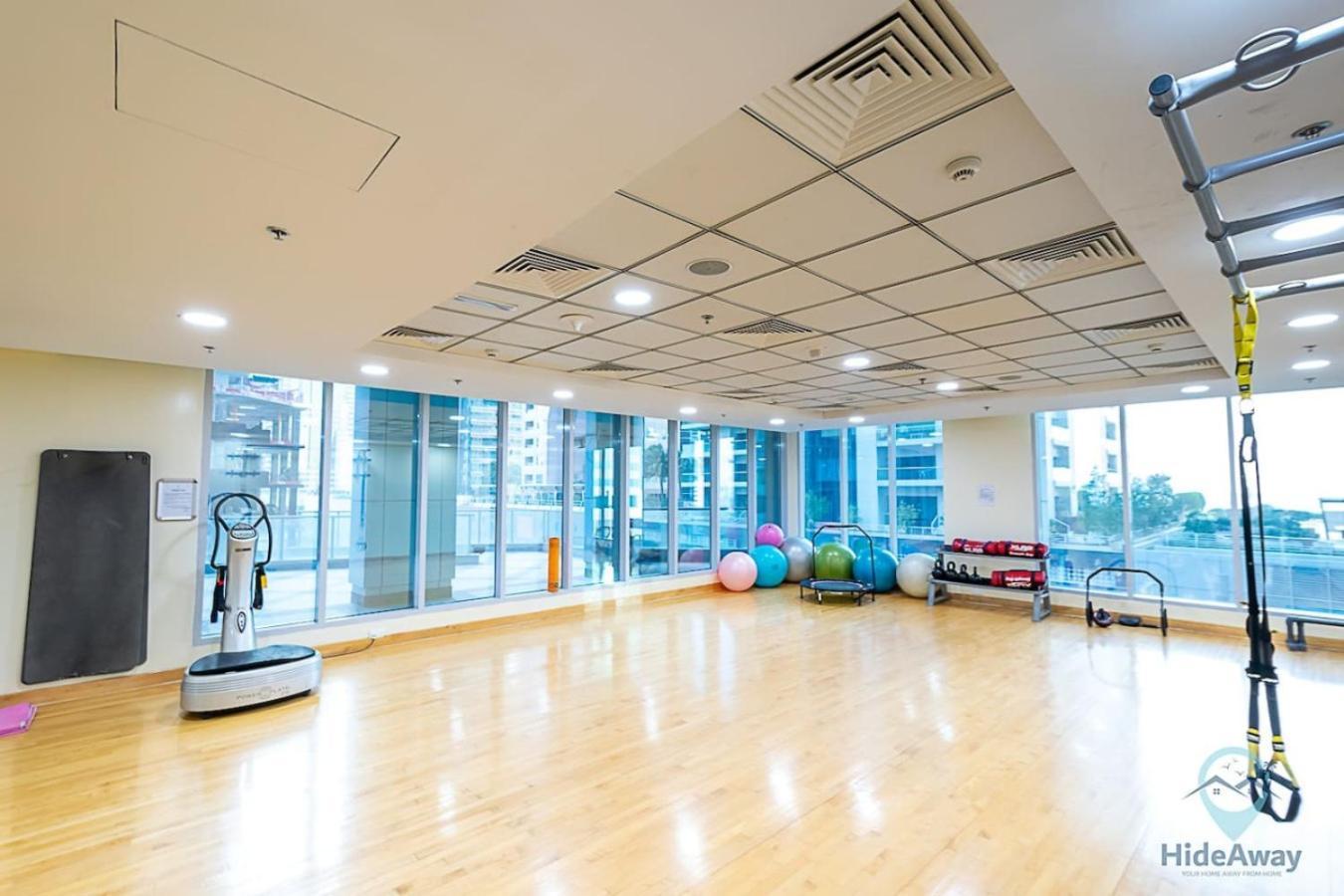 Appartement 1br Modern, Stylish Mins To Marina Dubaï