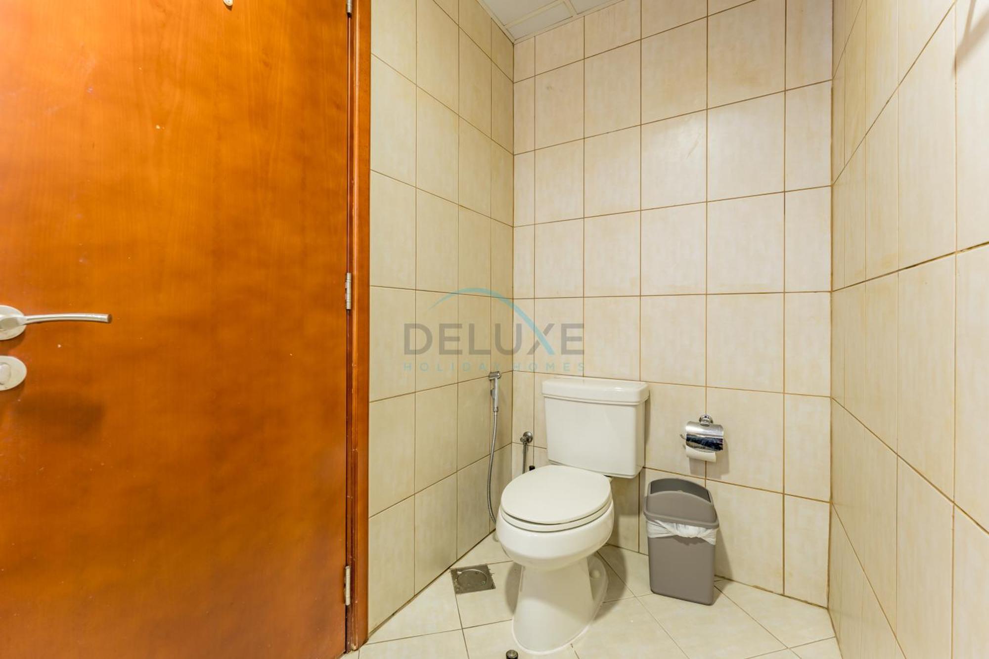 Appartement Community View 2br With Private Balcony Near Golf Club, Sherlock House 2, Motor By Deluxe Homes